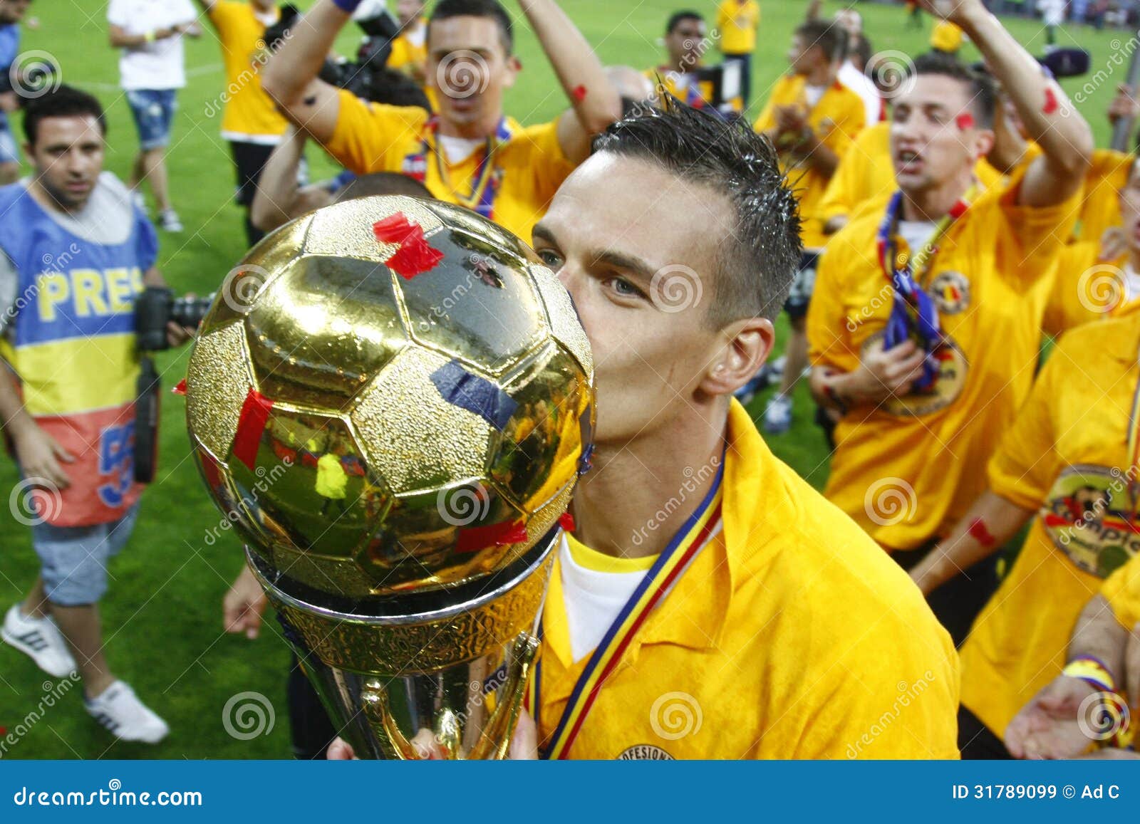 Fifa world cup 2014 trophy hi-res stock photography and images - Alamy