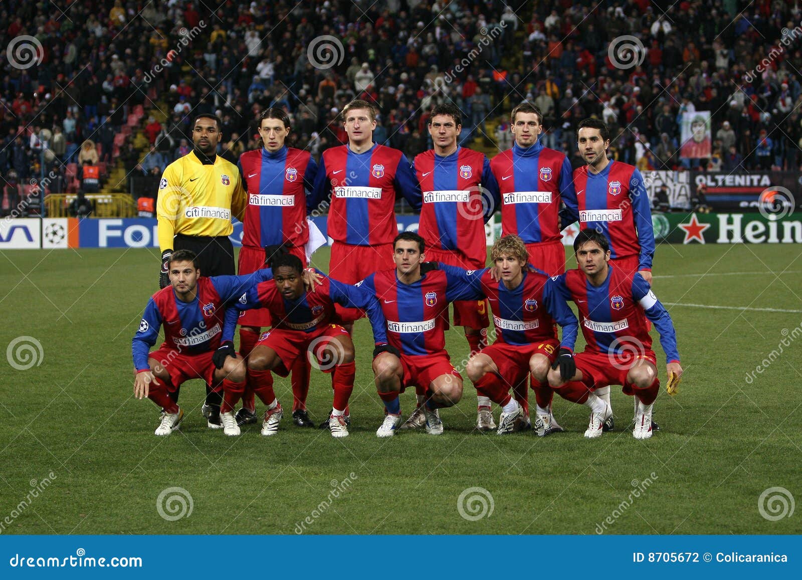 8,690 Fc Steaua Bucuresti Photos & High Res Pictures - Getty Images