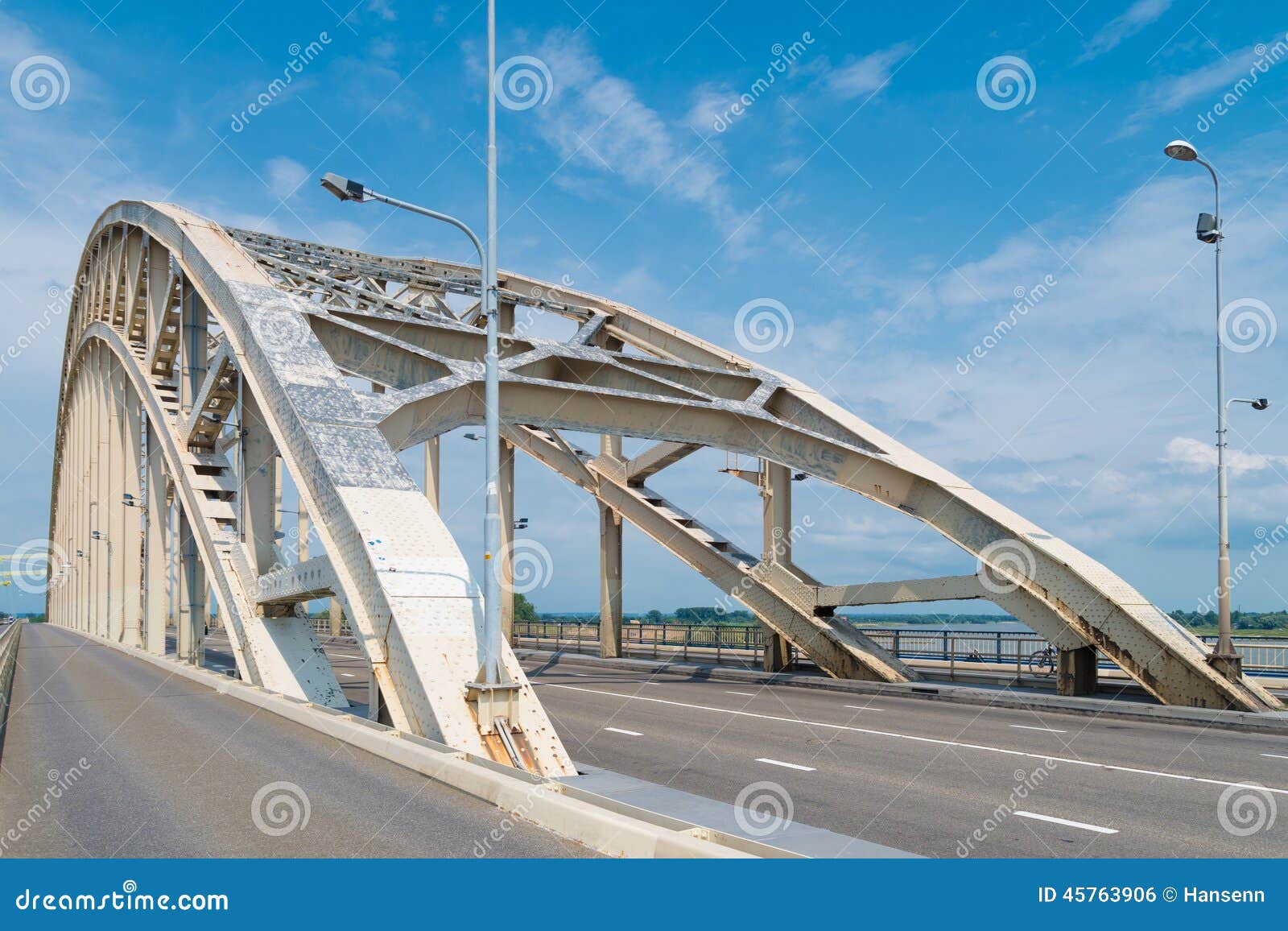 steel arch bridge