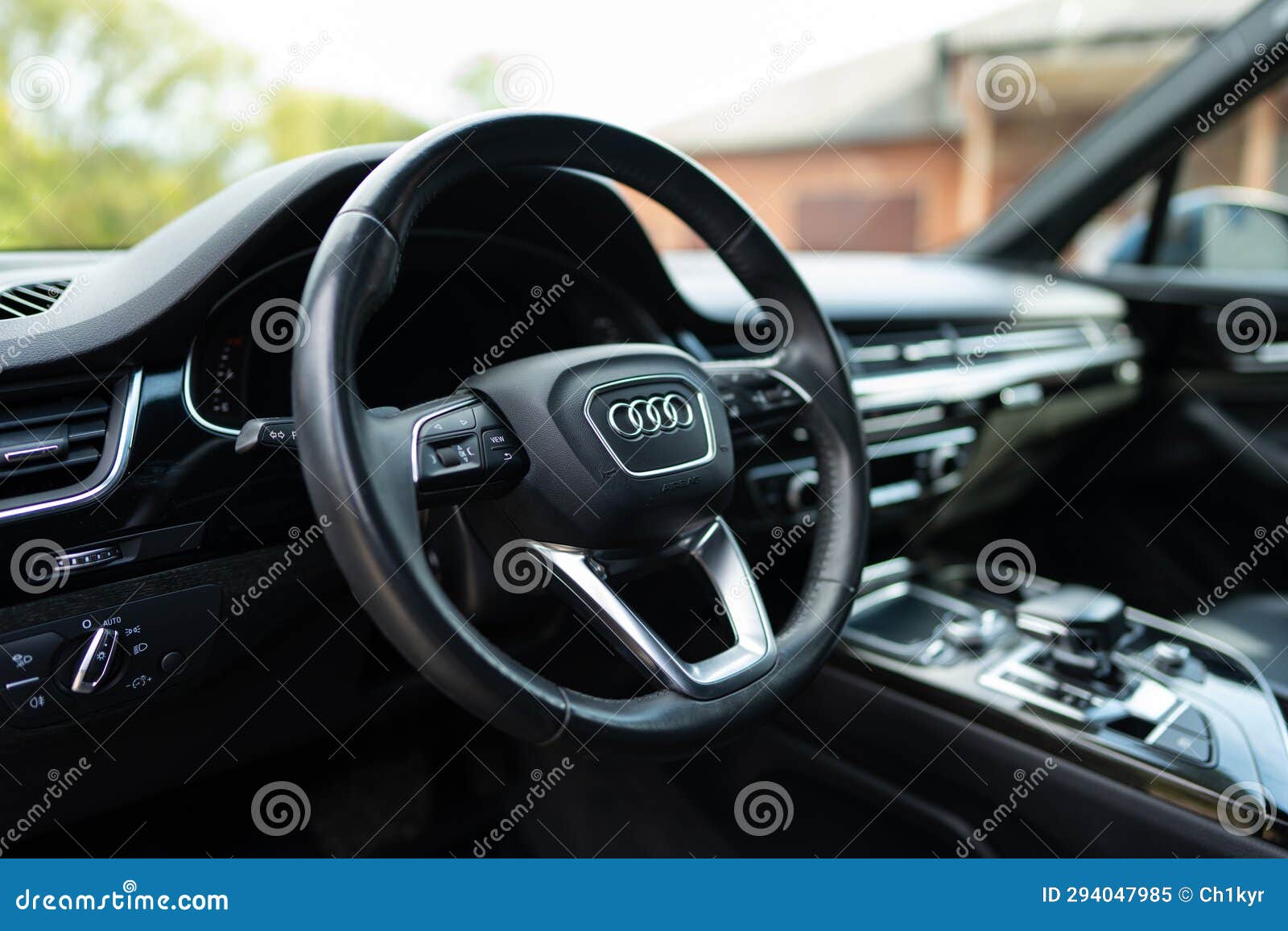 Steering Wheel Equipped with Standard Driver Sside Airbag on Audi