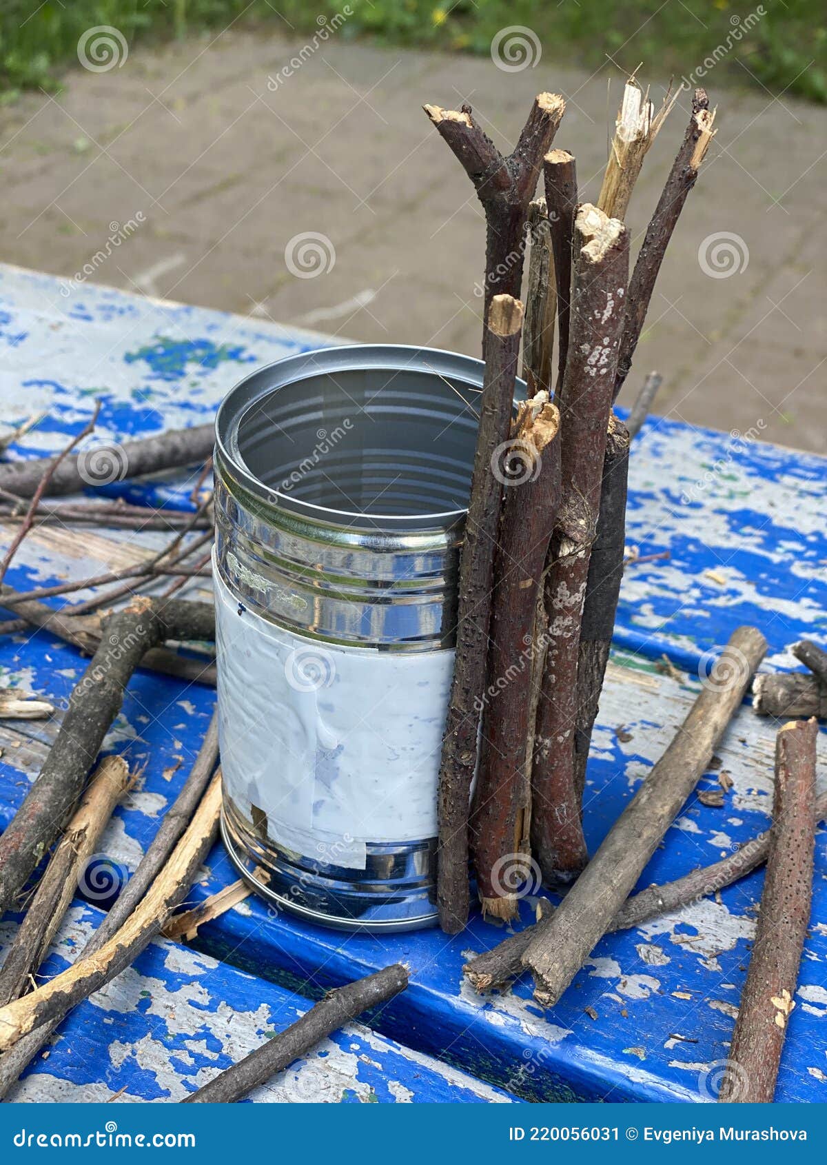 How to Make a Natural Stick Vase