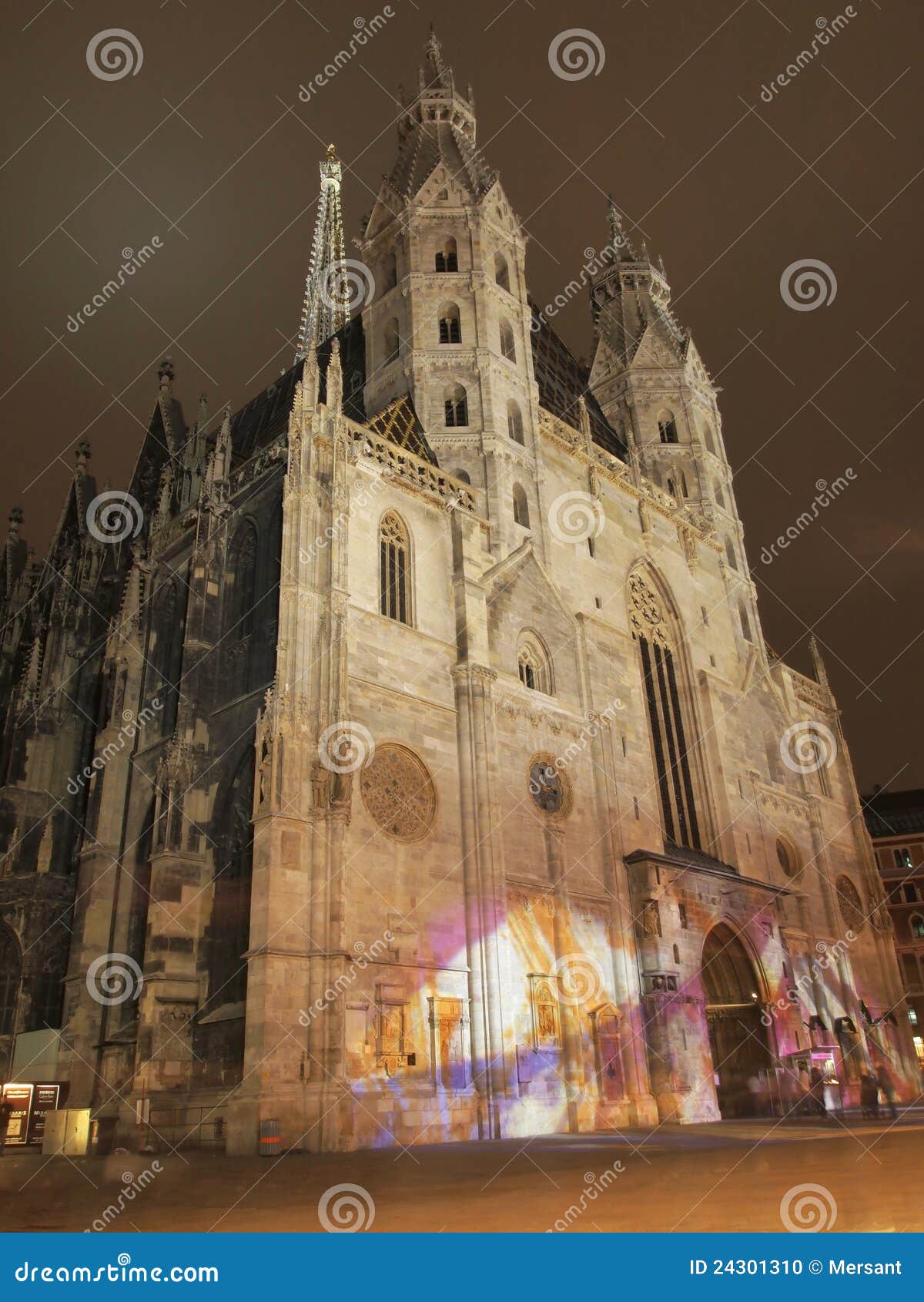 Stephansdom Cathedral in Vienna Stock Photo - Image of travel, stephans