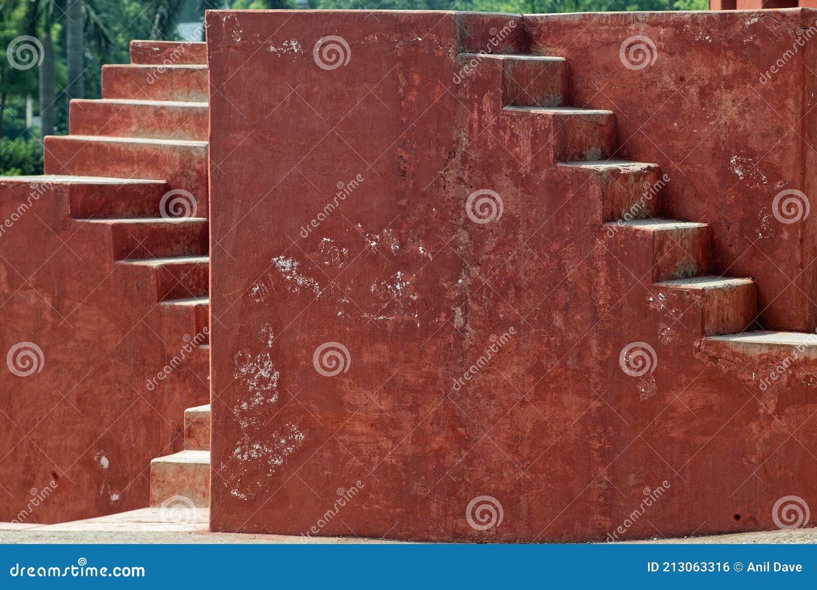 steps on a jantar mantar, an astronomy instruments