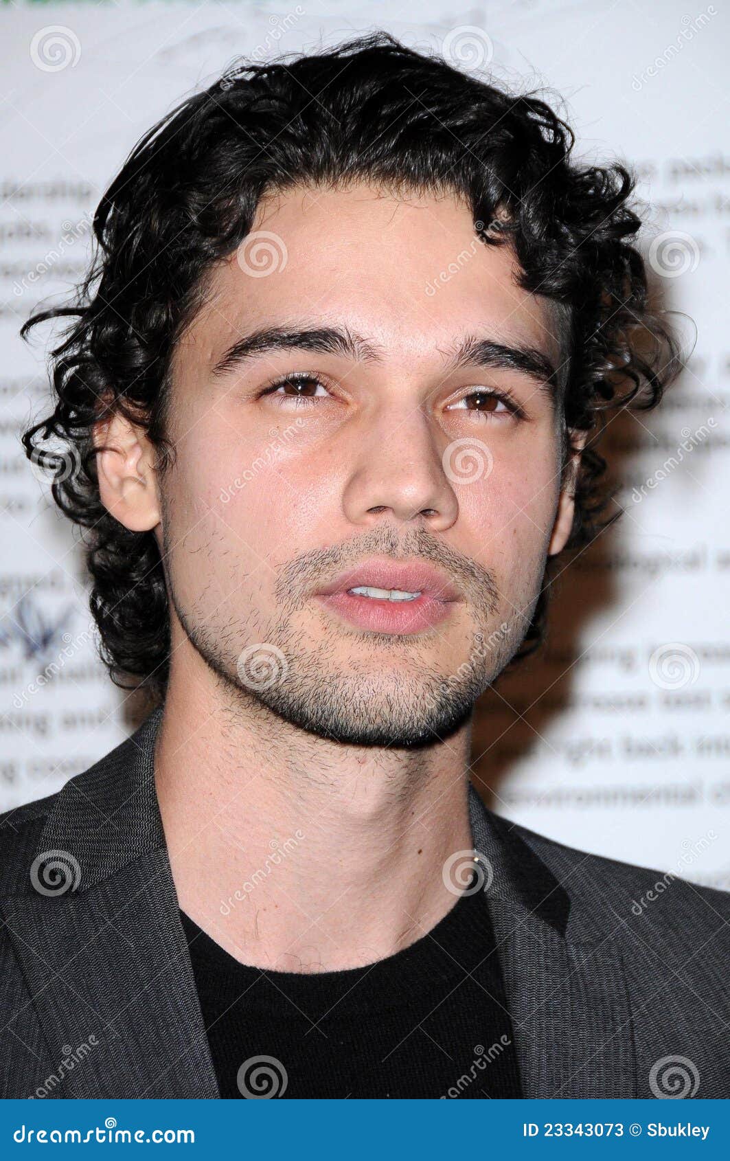 Steven Strait editorial stock photo. Image of green, annual - 23343073, image size:1063x1690