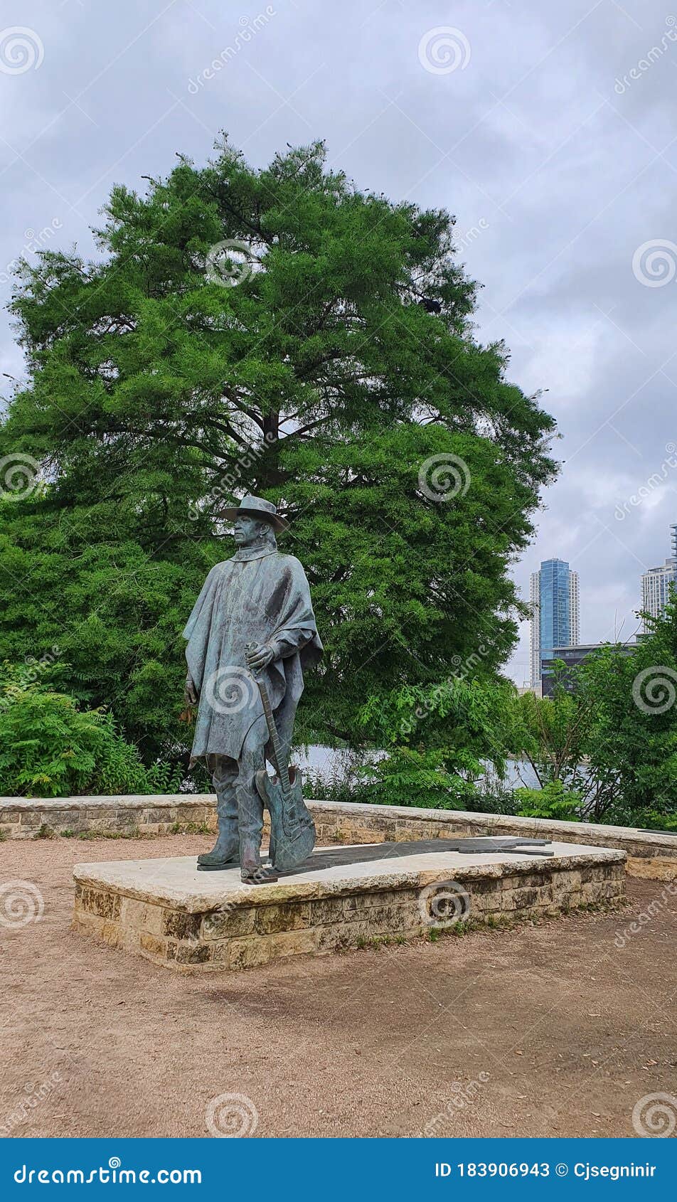 stevie ray vaughan statue austin texas