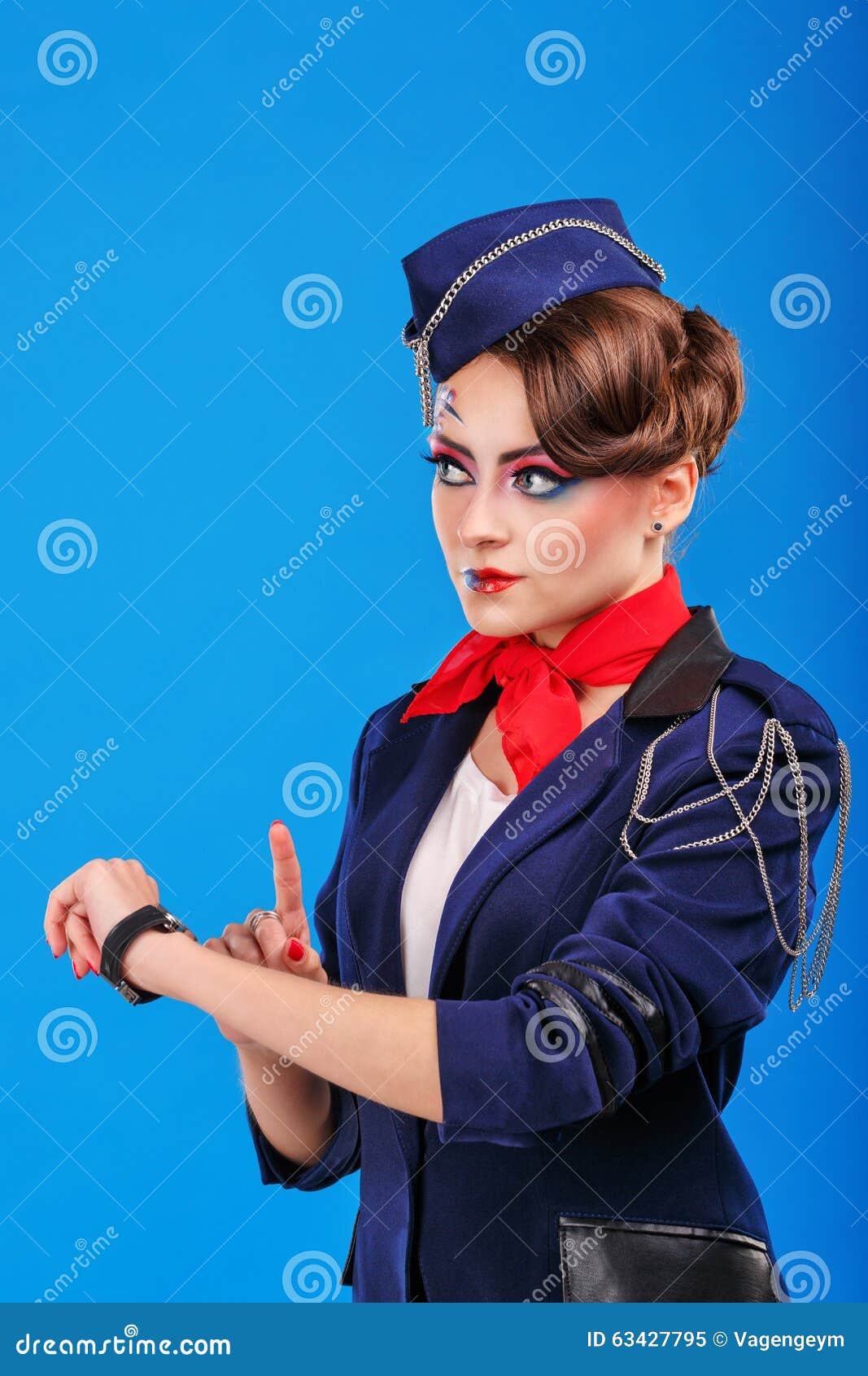 Flight Attendant Shou