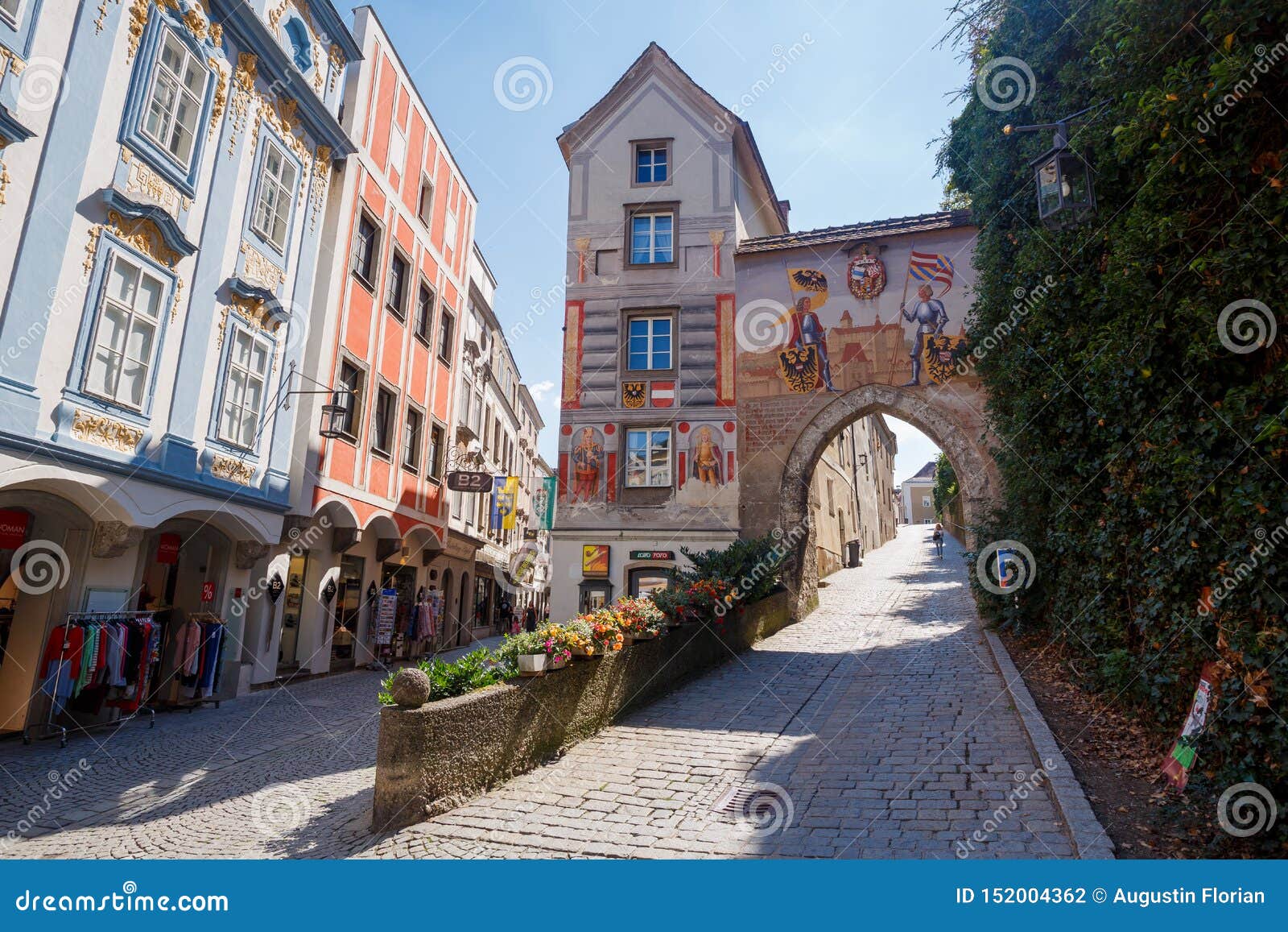 Gum Accepteret snesevis Steyr, Austria - July 19, 2018: Colorful Buildings in Steyer City Center  Editorial Photography - Image of europe, landmarks: 152004362