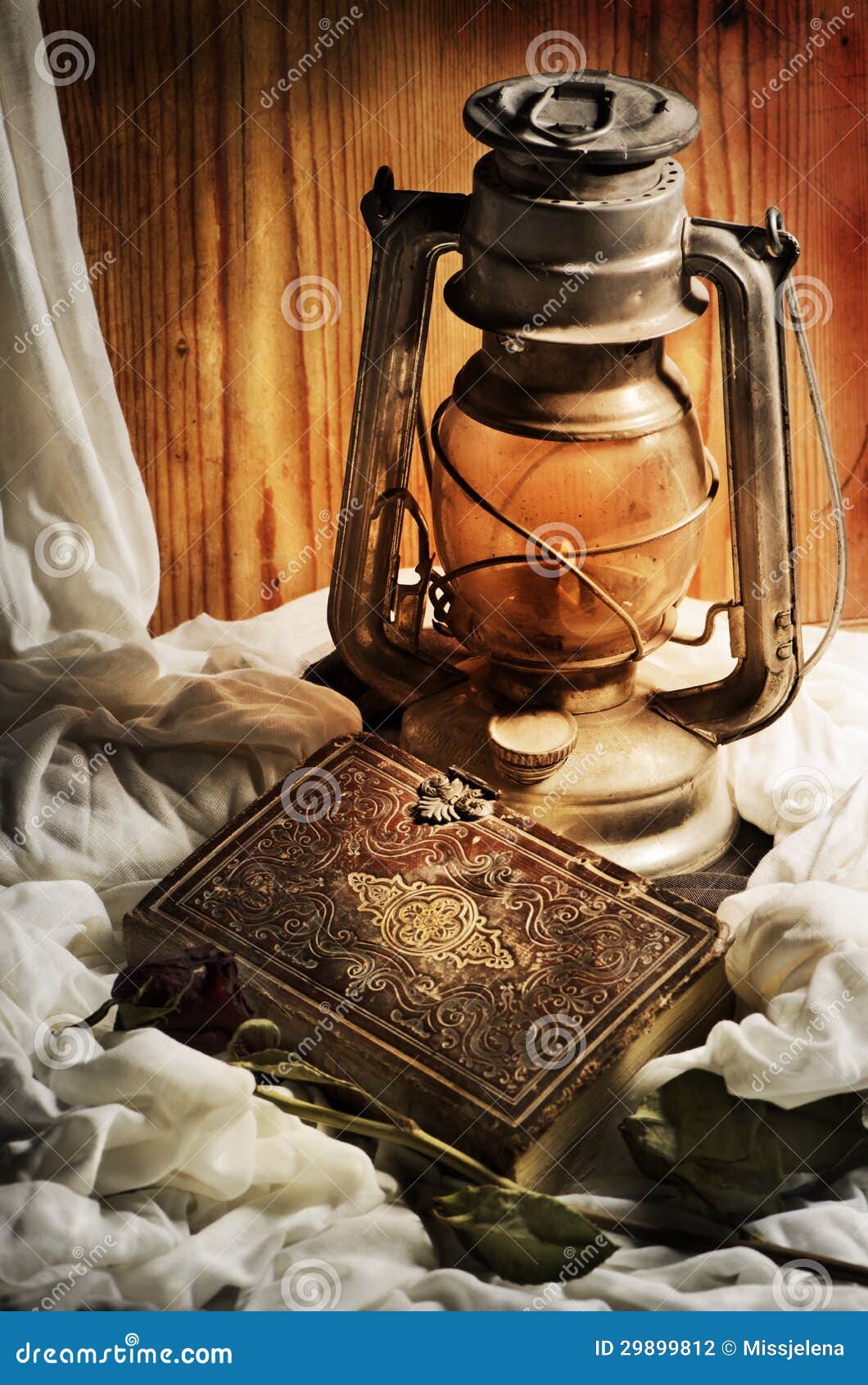 148,118 Old Lantern Stock Photos - Free & Royalty-Free Stock Photos from  Dreamstime