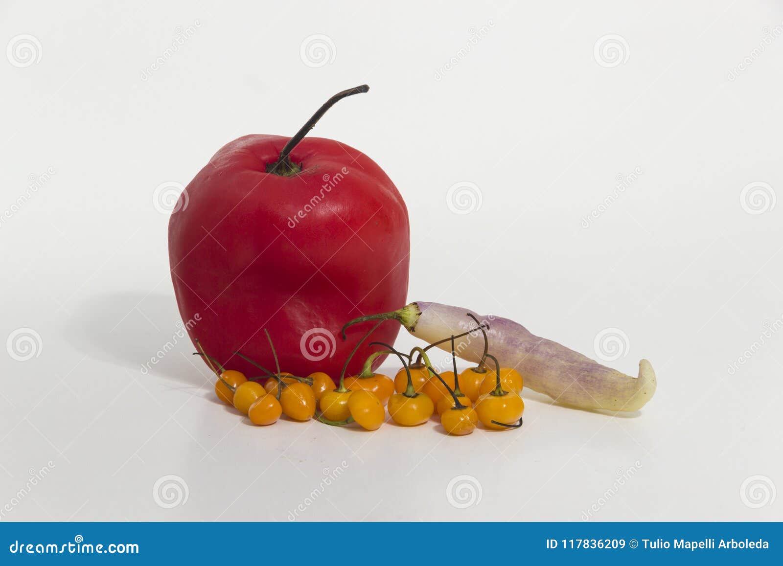 still life of peruvian chilies - comparative sizes