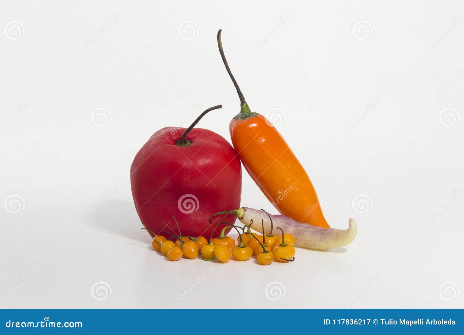 still life of peruvian chilies - comparative sizes