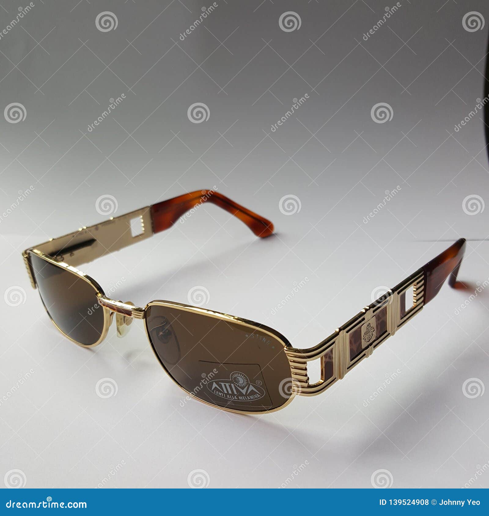 Sting Vintage Sunglasses by Diane Von Furstenberg Fotografia Stock ...