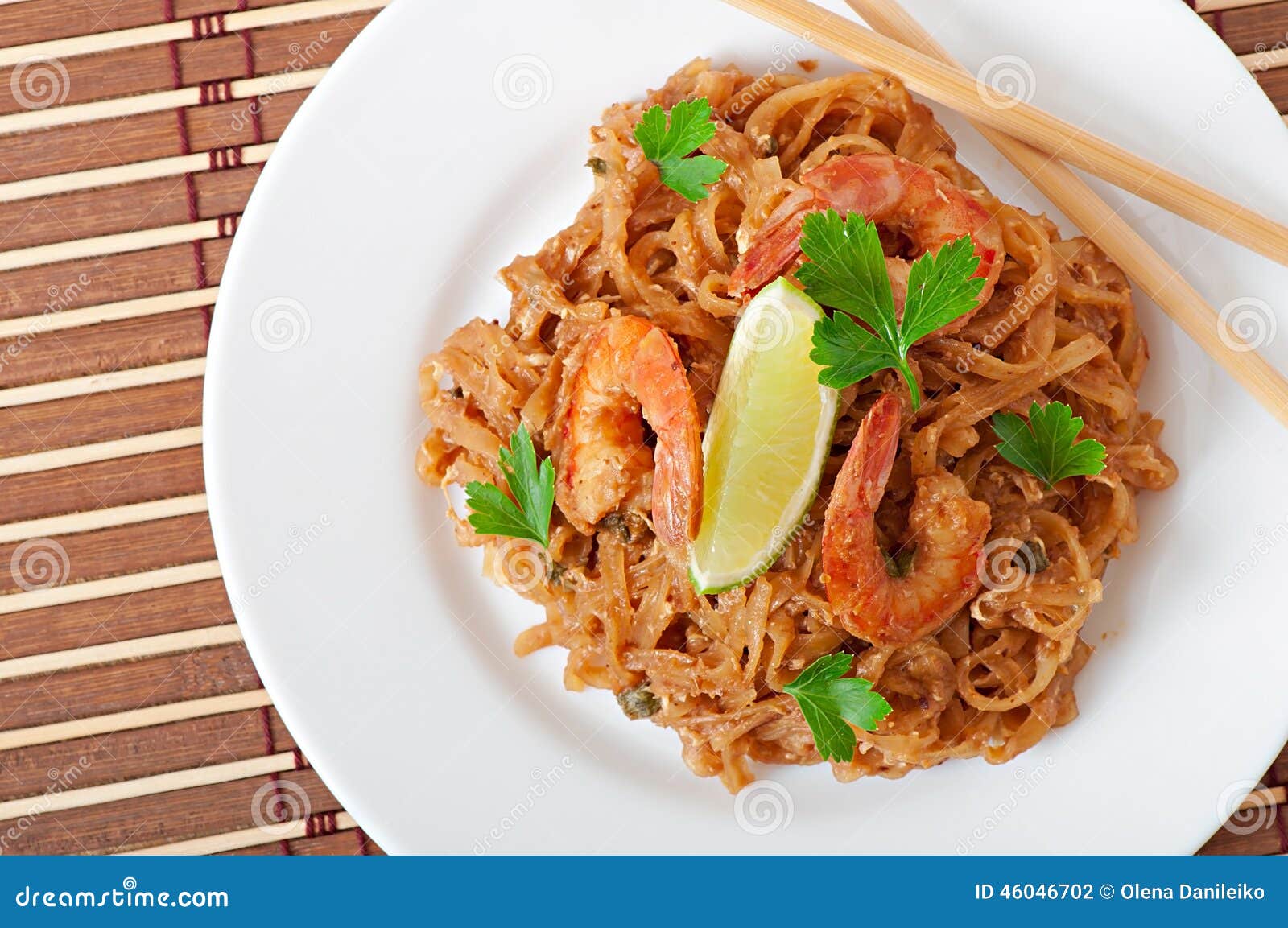 Stir-Fried Noodles with Prawns Stock Photo - Image of food, meal: 46046702