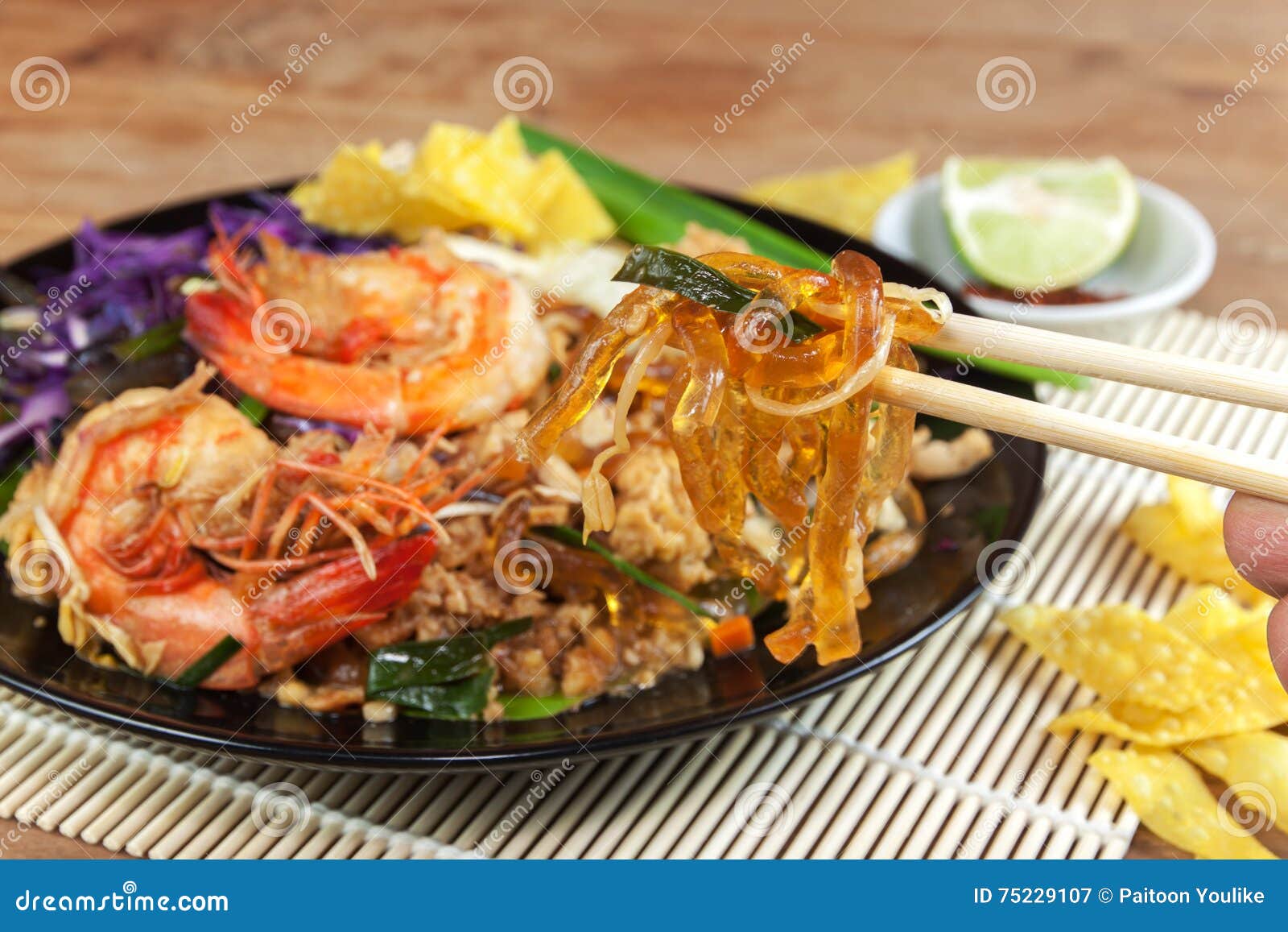 Stir Fried Seaweed Glass Line with Shrimp (Pad Thai) Stock Image ...