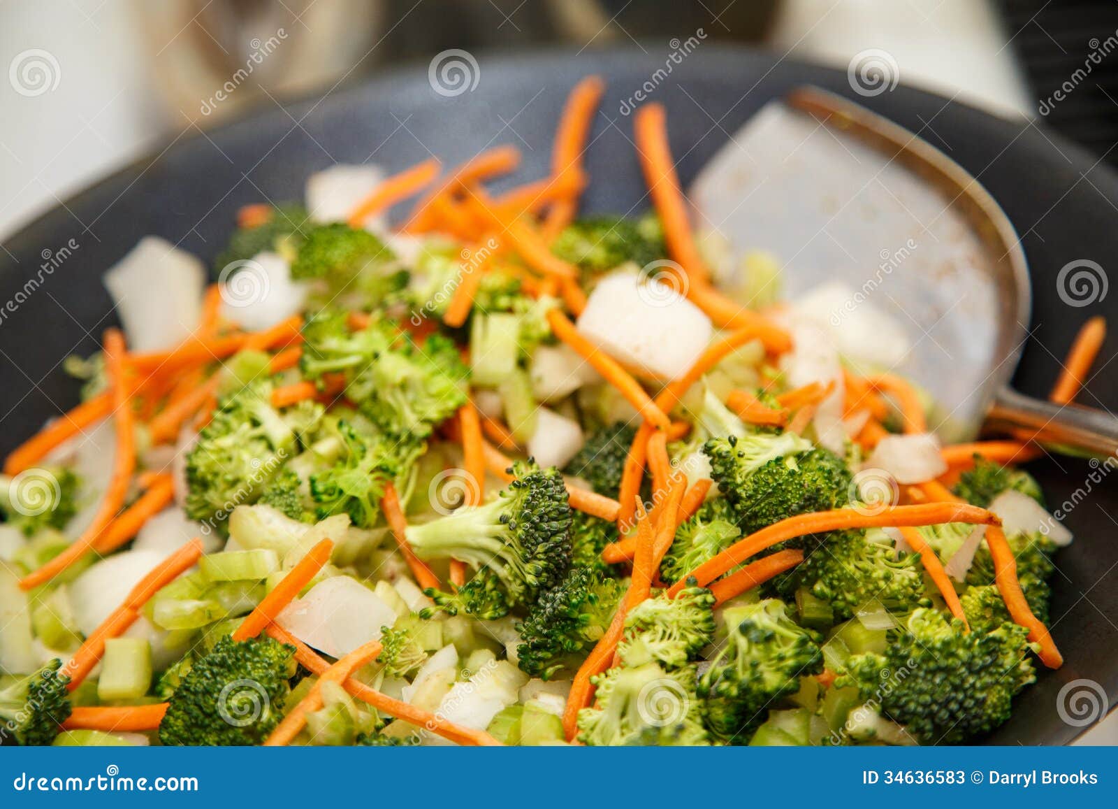 Stir Fry Vegetables in Wok stock image. Image of vegetables - 34636583