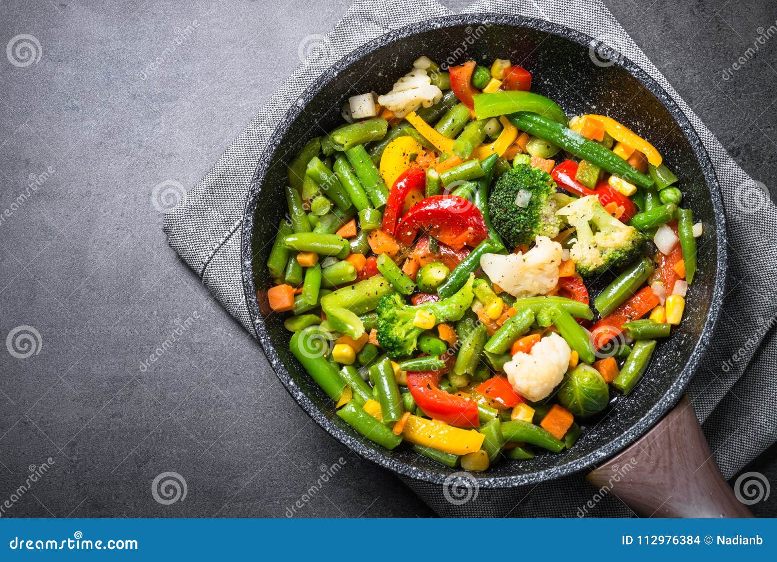 Stir Fry Vegetables in the Wok. Stock Photo - Image of pepper, meatless