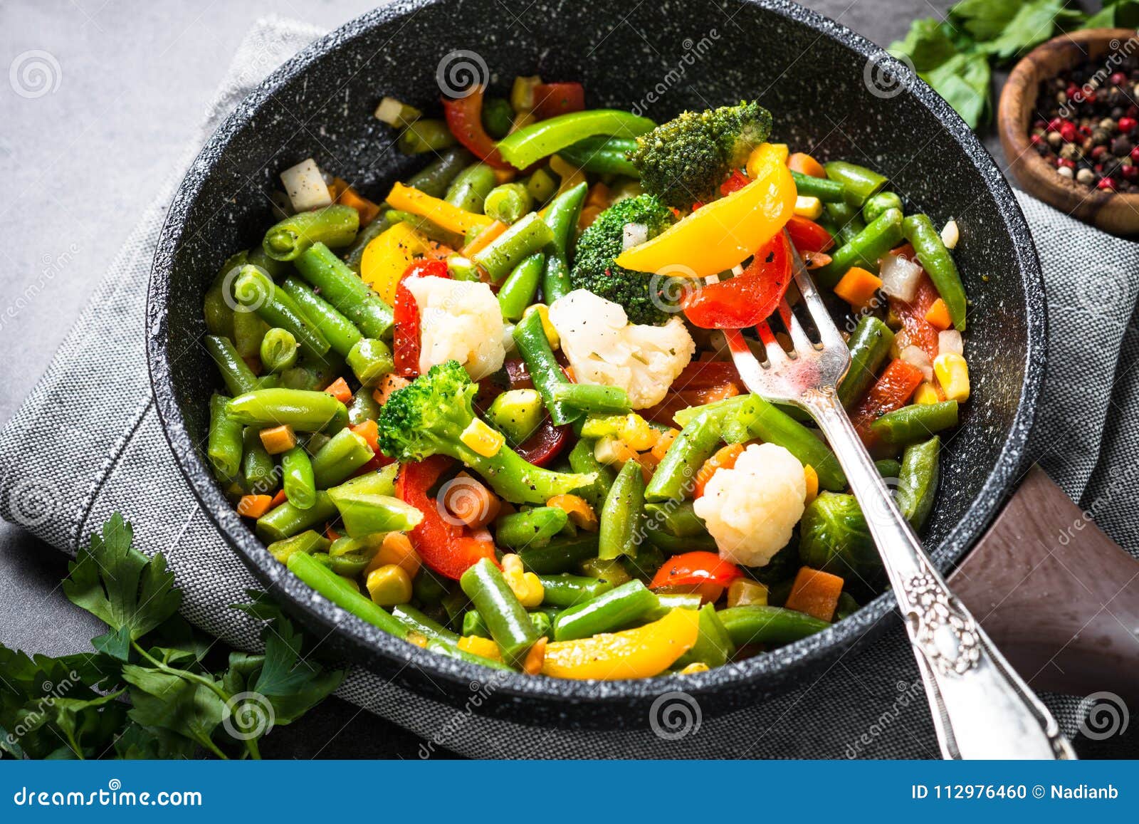 Stir Fry Vegetables in the Wok. Stock Photo - Image of diet, beans