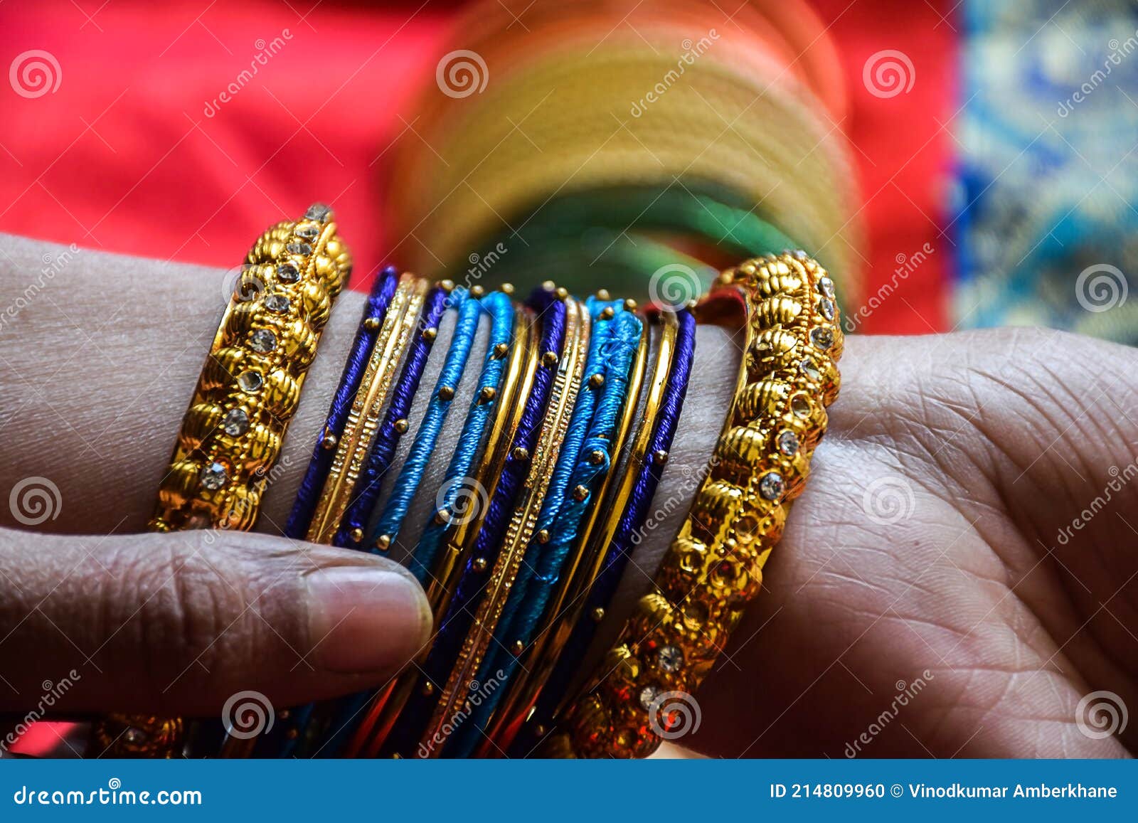 Which wrist to wear your chakra bracelet? - chakrapray