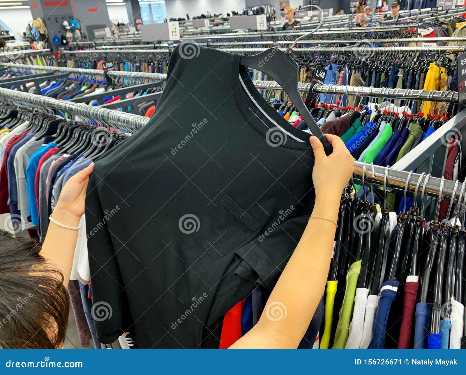 branded clothes in low price