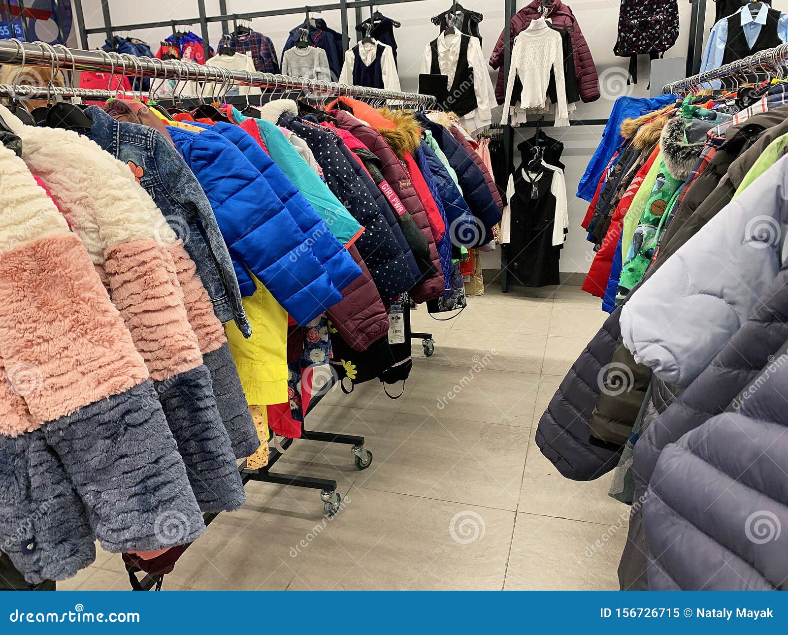 branded clothes in low price