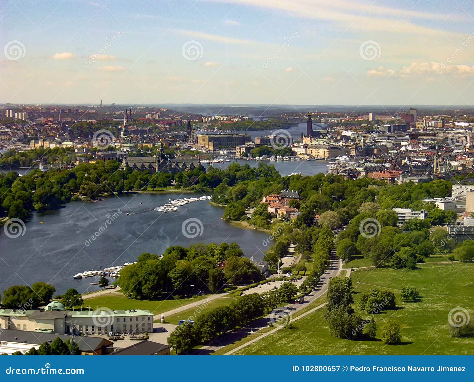 Stockholm huvudstaden av Sverige, är spridning över en slutsumma av 14 öar som placeras på sjön MÃ¤laren och fördjupa proudly, in mot Östersjön på dess slut