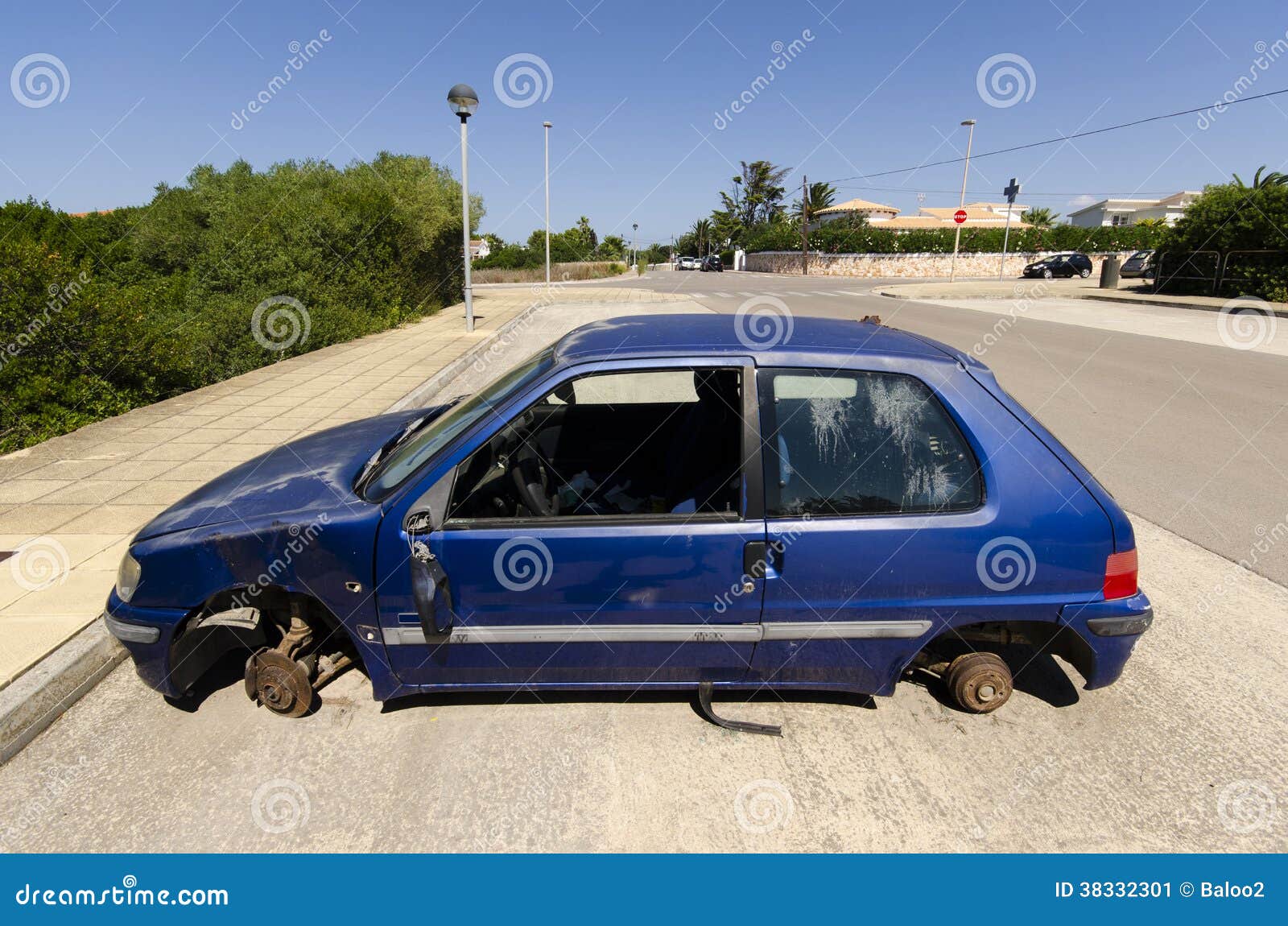 Stolen car stock image. Image of crash, dishonest, carjack 38332301