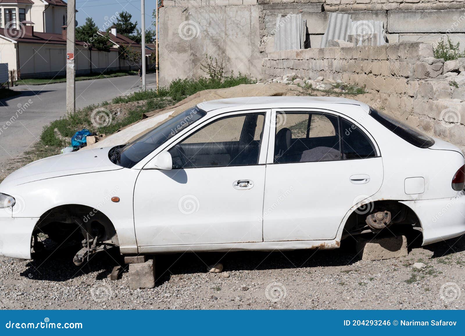Stolen wheels from the car stock photo. Image of criminal 204293246