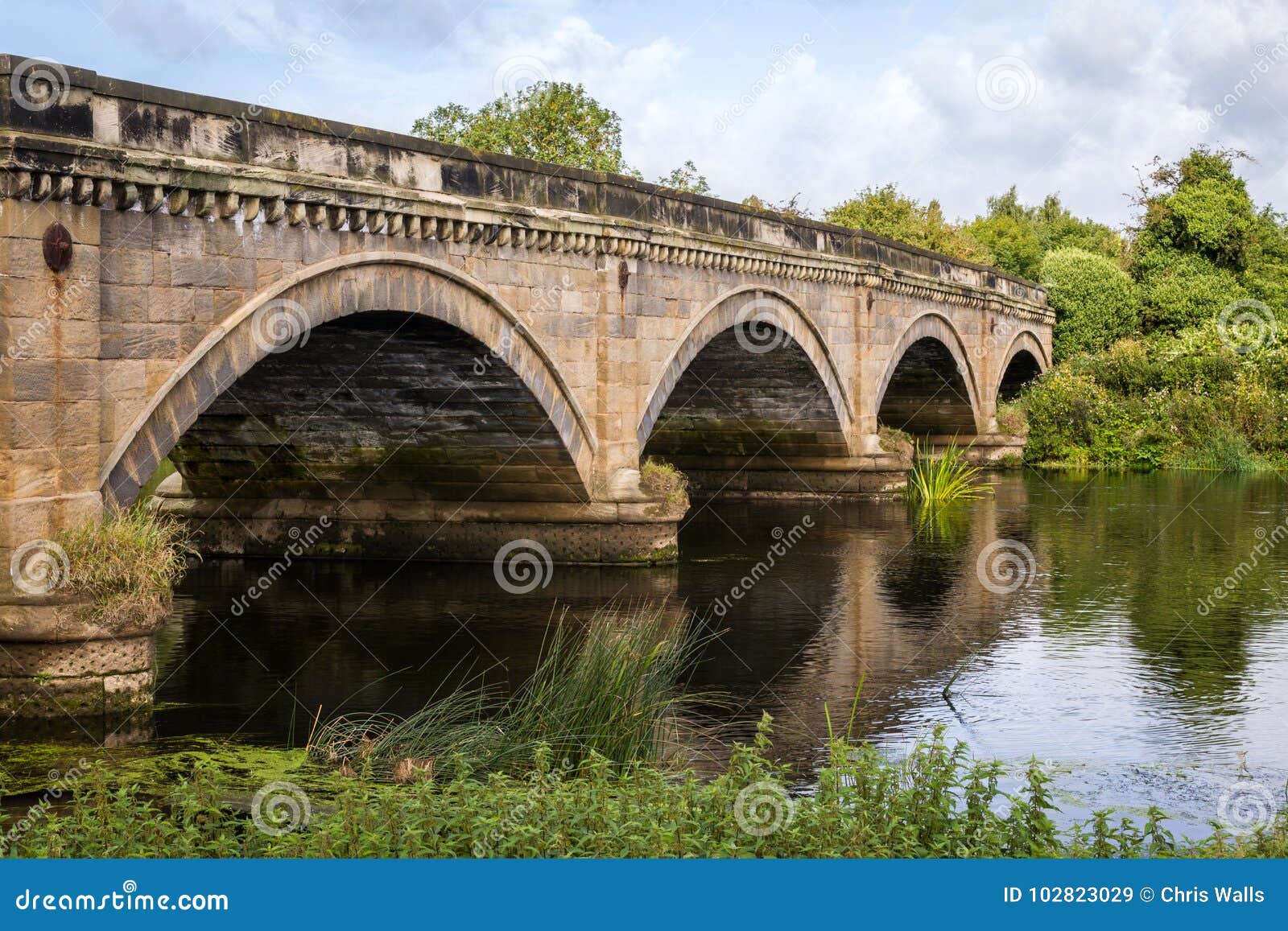 stone bridge over the river trent between repton and willington
