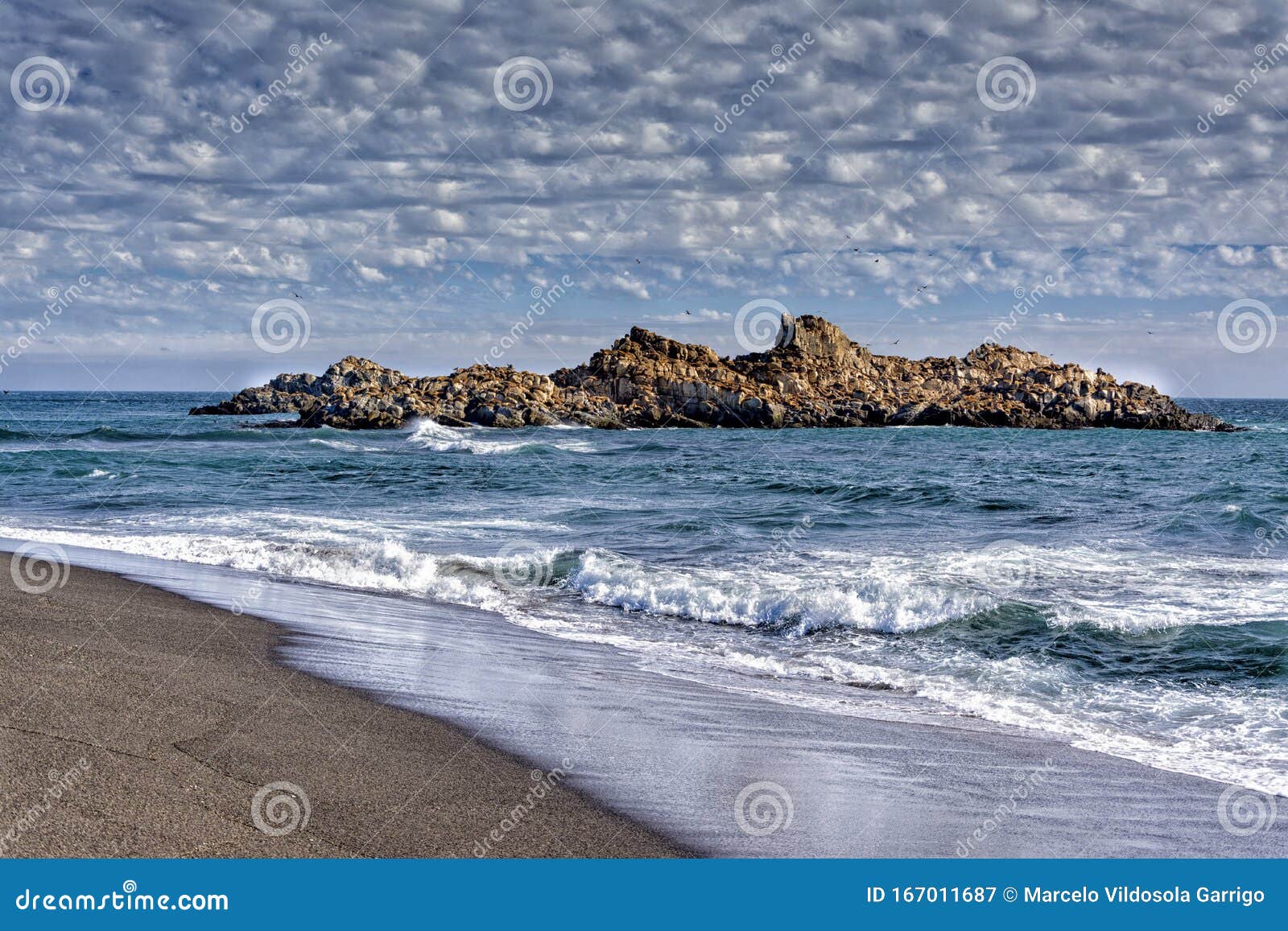 stone loberia.playa cobquecura, chile