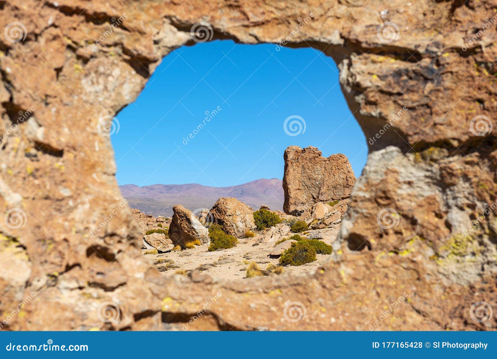 valle de las rocas, uyuni, bolivia