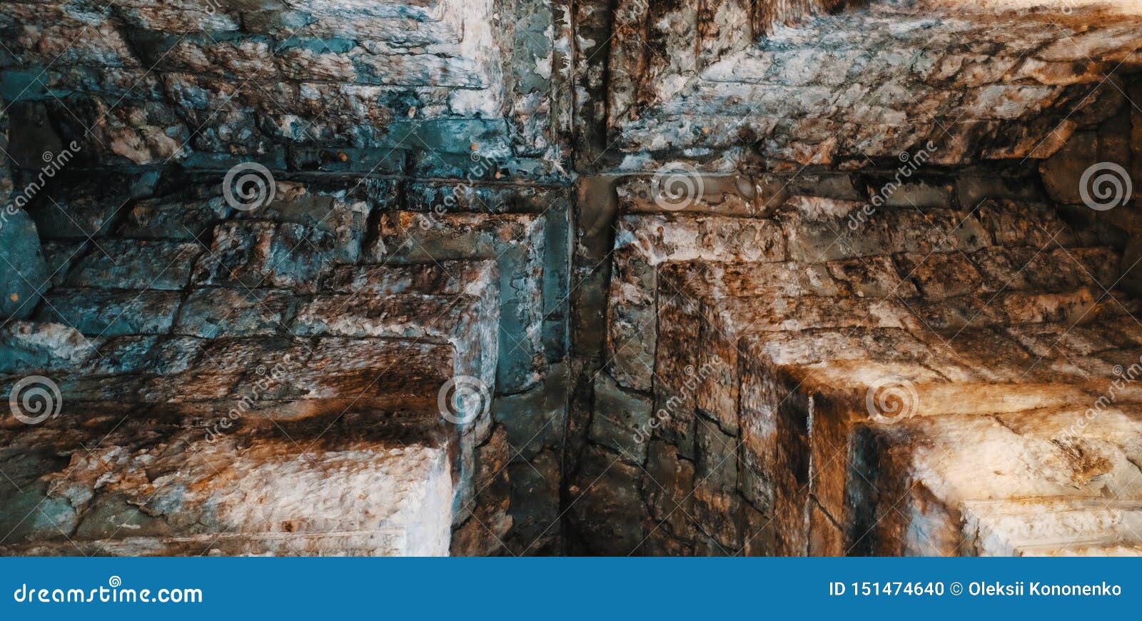 Stone Vaulted Ceiling of an Ancient Building. Medieval Stone Building Stock  Photo - Image of bend, column: 151474640, image size:1600x870