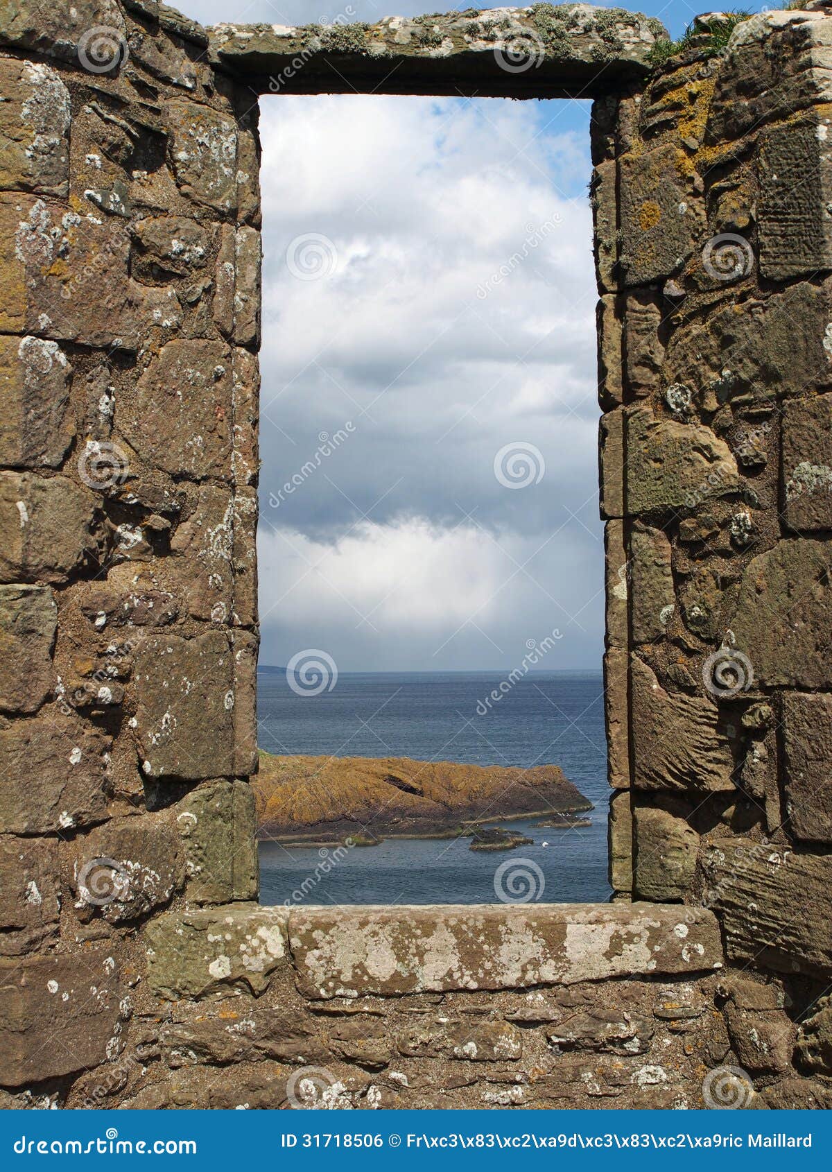 Stone wall framing stock photo. Image of freedom, wall 31718506