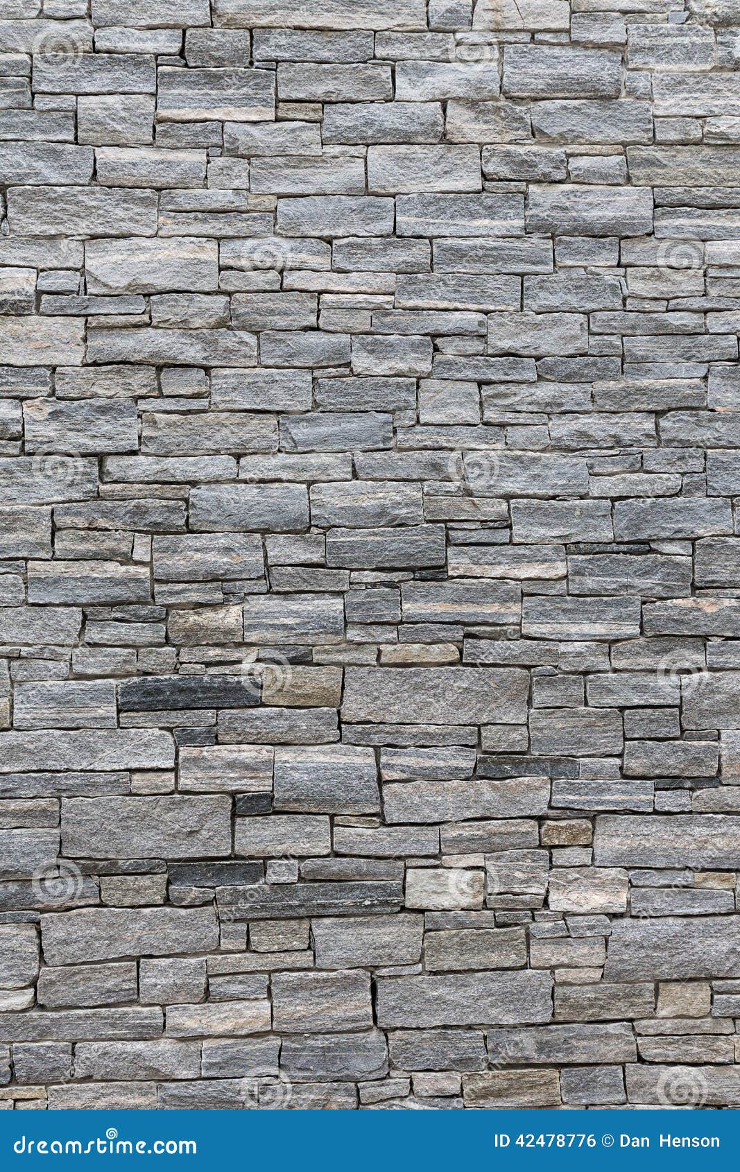 stone wall - vertical aspect