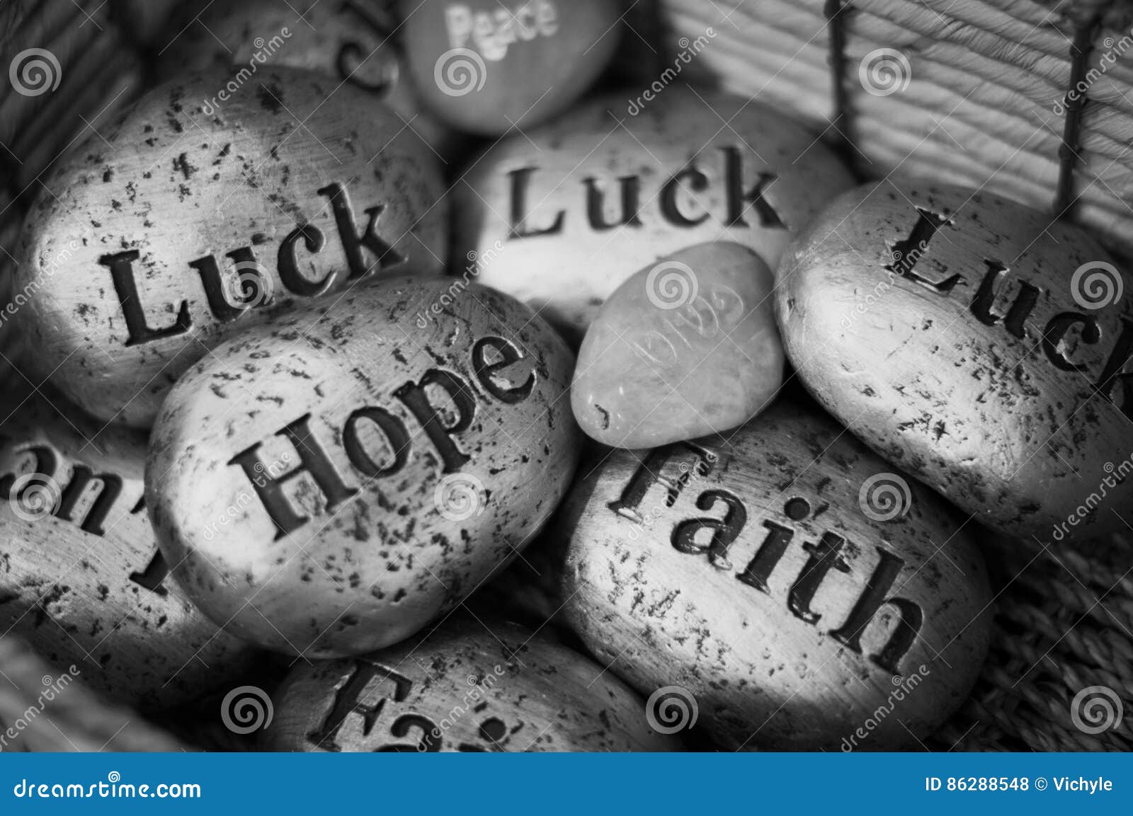 stones souvenirs peace hope luck faith english hebrew