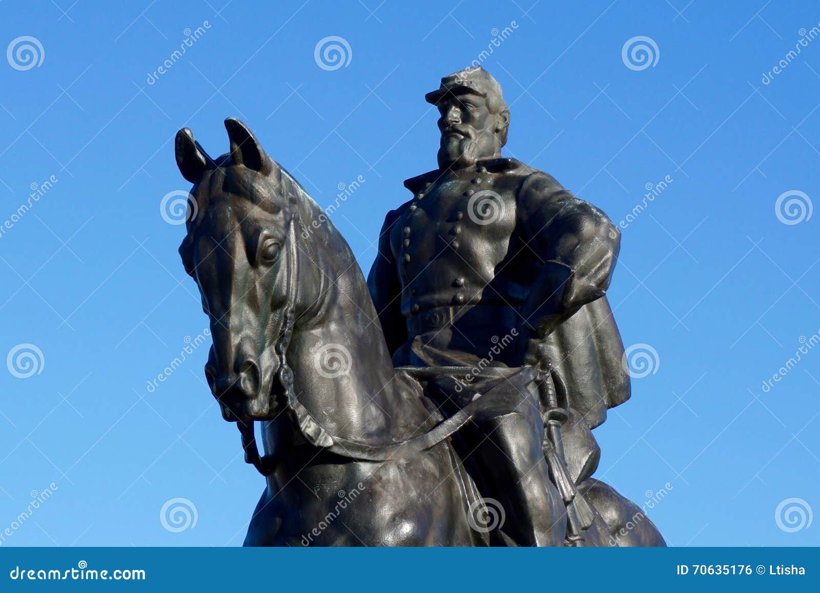 stonewall jackson statue