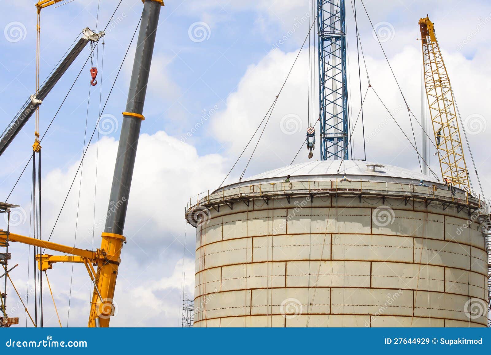 Storage tank construction stock image. Image of tank 27644929