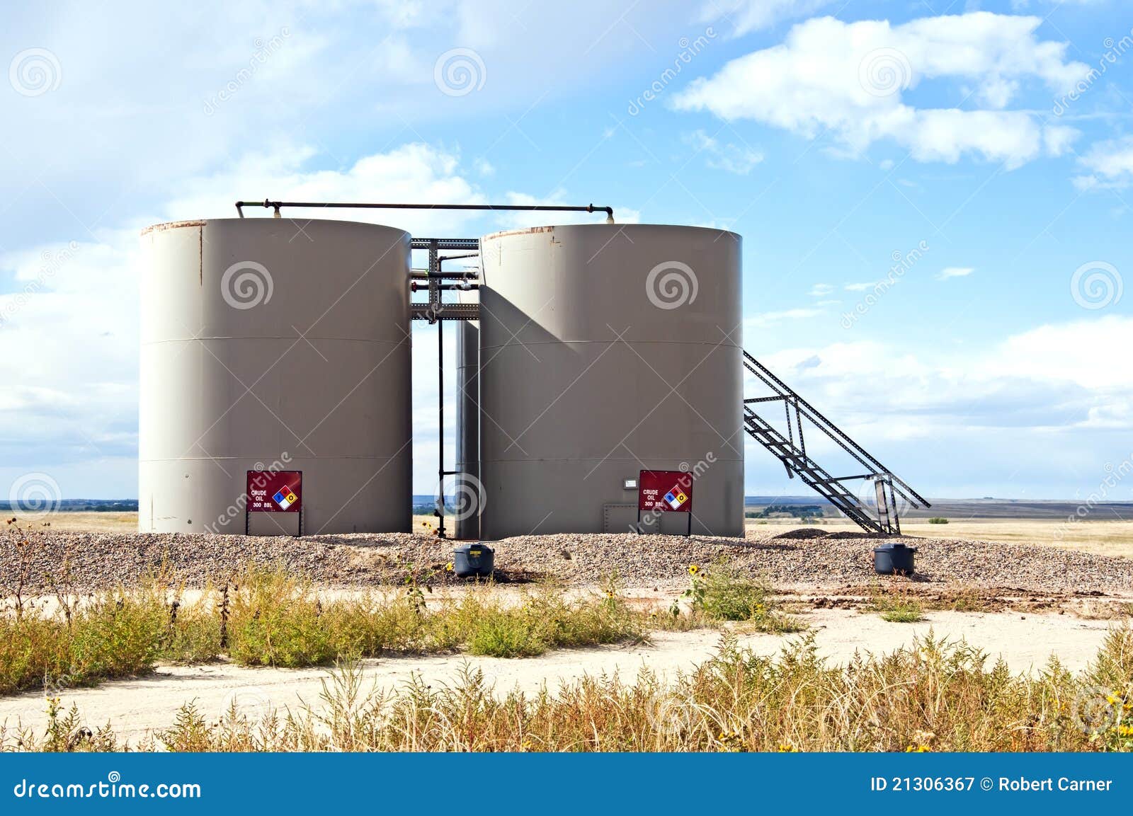 Storage Tanks for Crude Oil Stock Image Image of battery, stairs