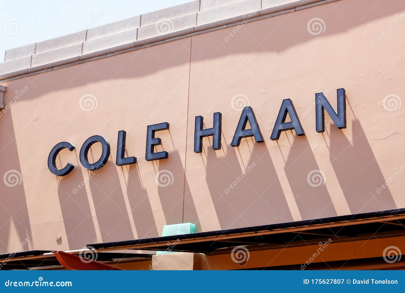 cole haan shoe store near me