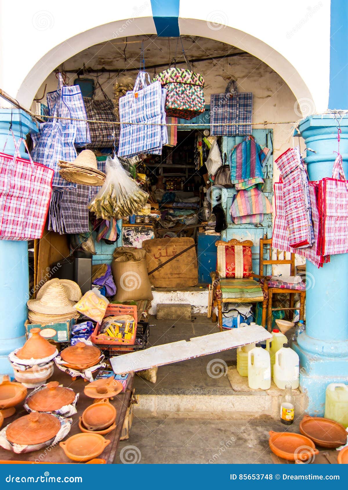 Store in Larache, Morocco editorial stock photo. Image of city 85653748