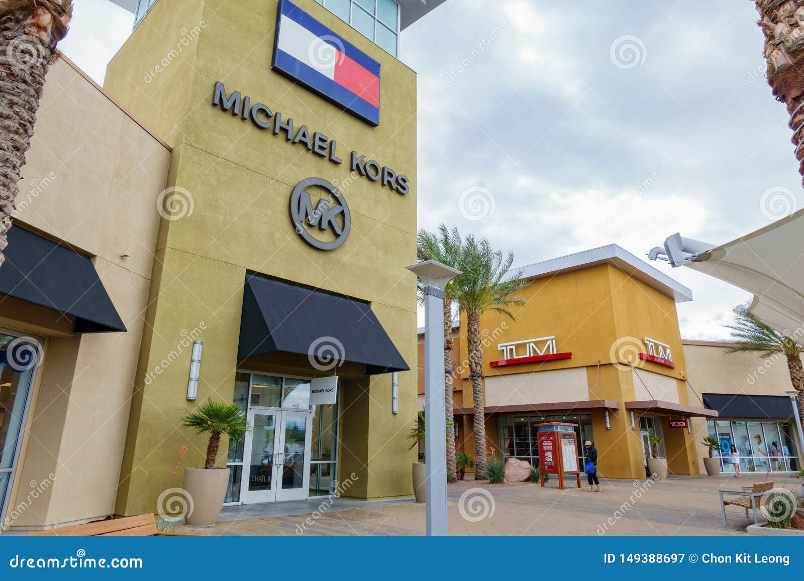 Premium Outlets Stock Photos - Download 375 Royalty Free Photos