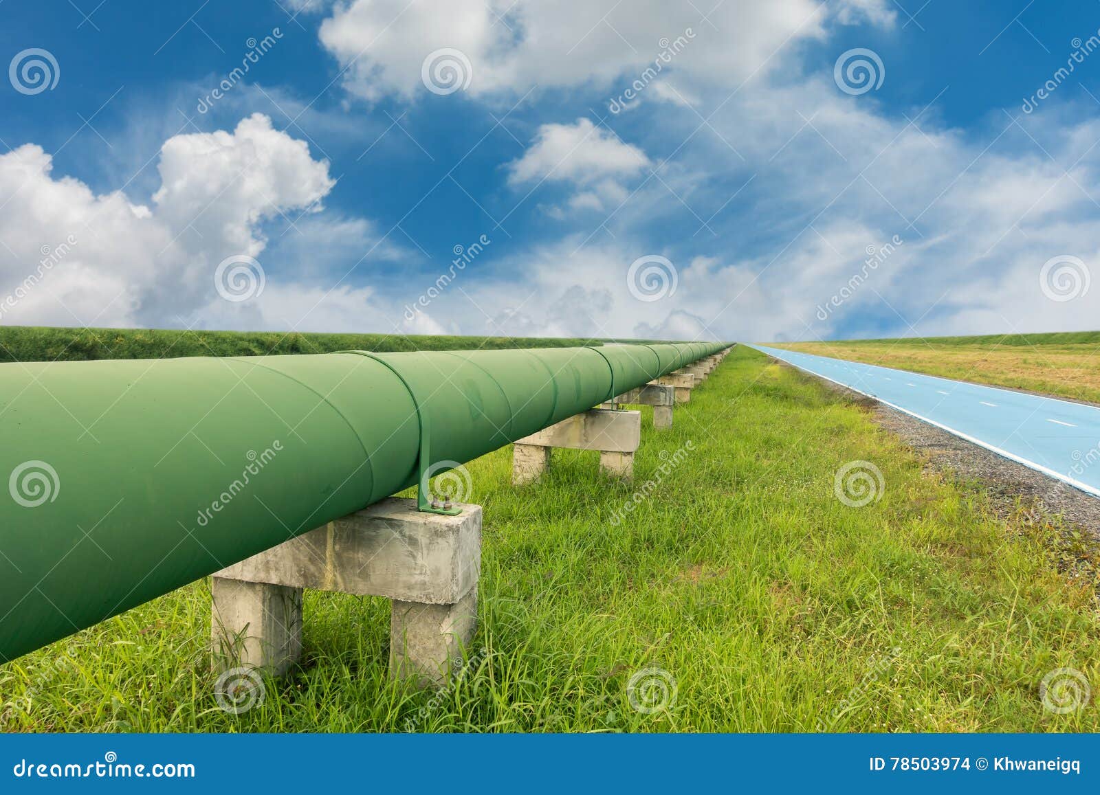 265,150 Water Line Stock Photos - Free & Royalty-Free Stock Photos from  Dreamstime