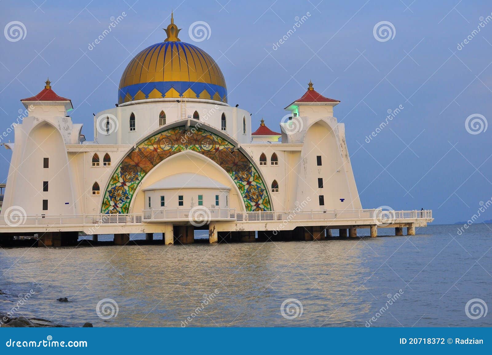 Straits Mosque, Melaka stock photo. Image of pray, landmark - 20718372