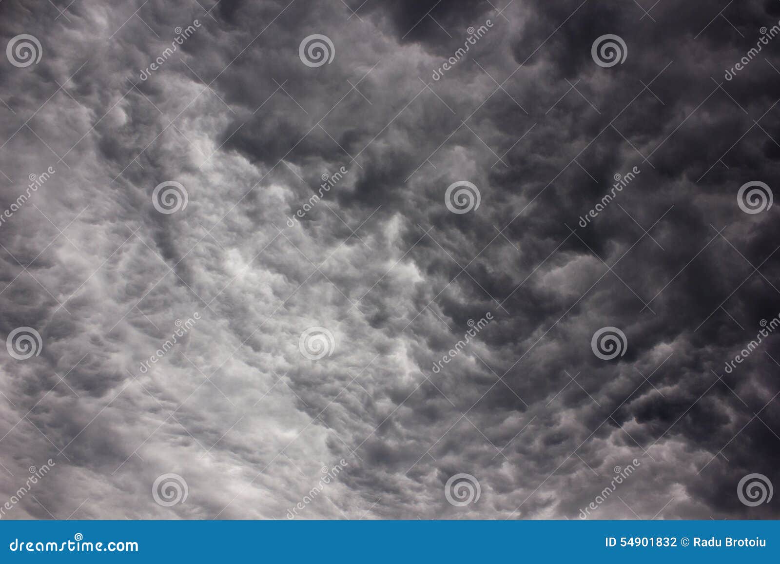 stratocumulus dark clouds