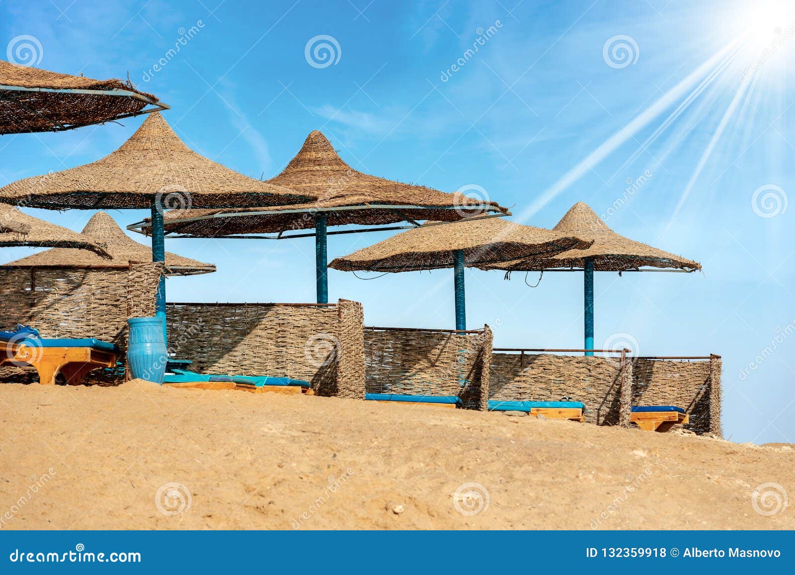 Modern Beach Chair Egypt with Simple Decor