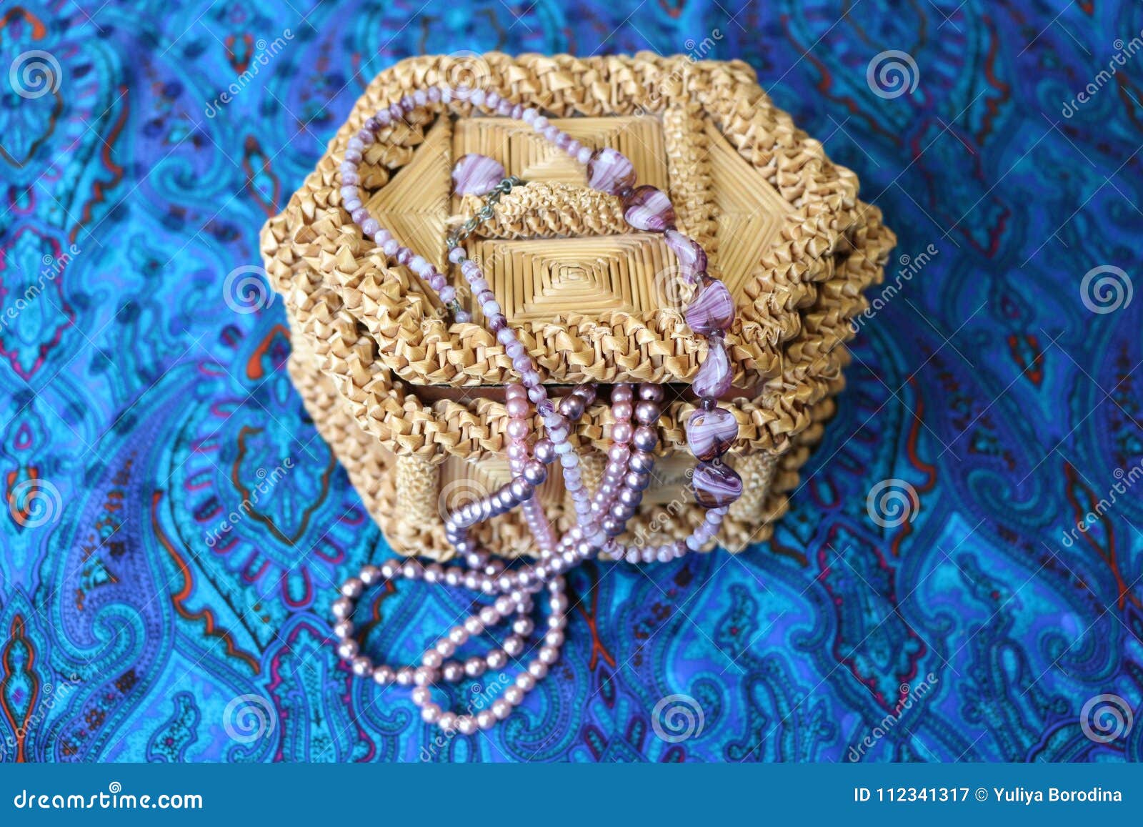 Straw Box for Jewelry with Beads Stock Image - Image of jewelry, rose ...
