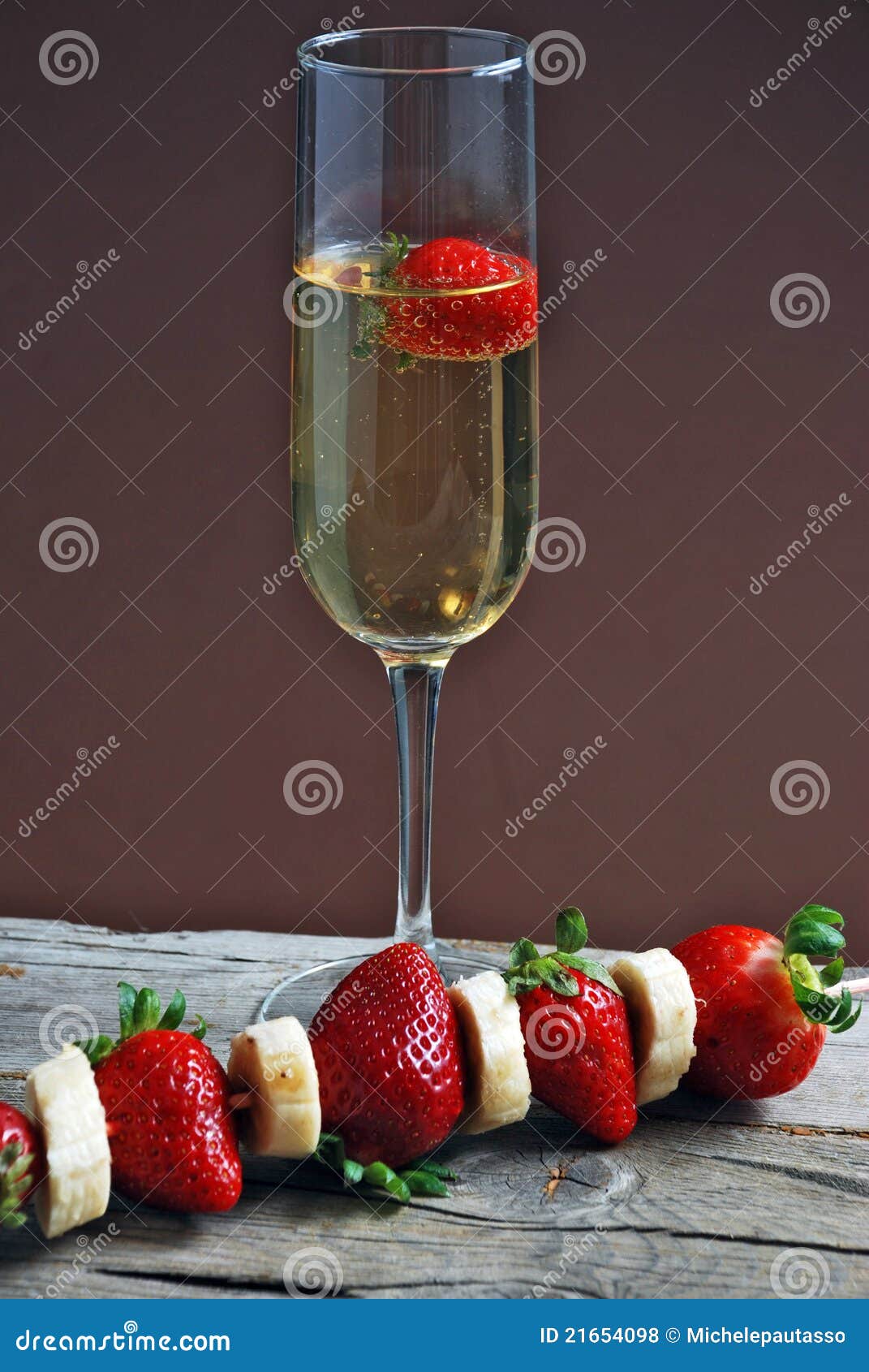 Strawberries and champagne stock photo. Image of cocktail - 21654098