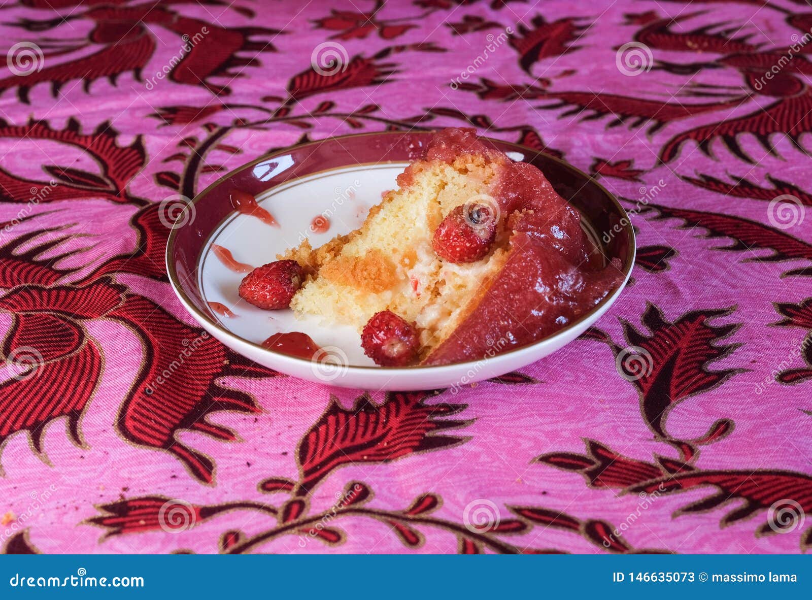 strawberry and cream cake backround