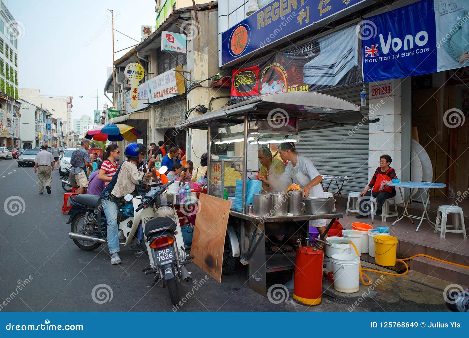 Street Food In Georgetown Penang, Malaysia. Editorial Stock Image