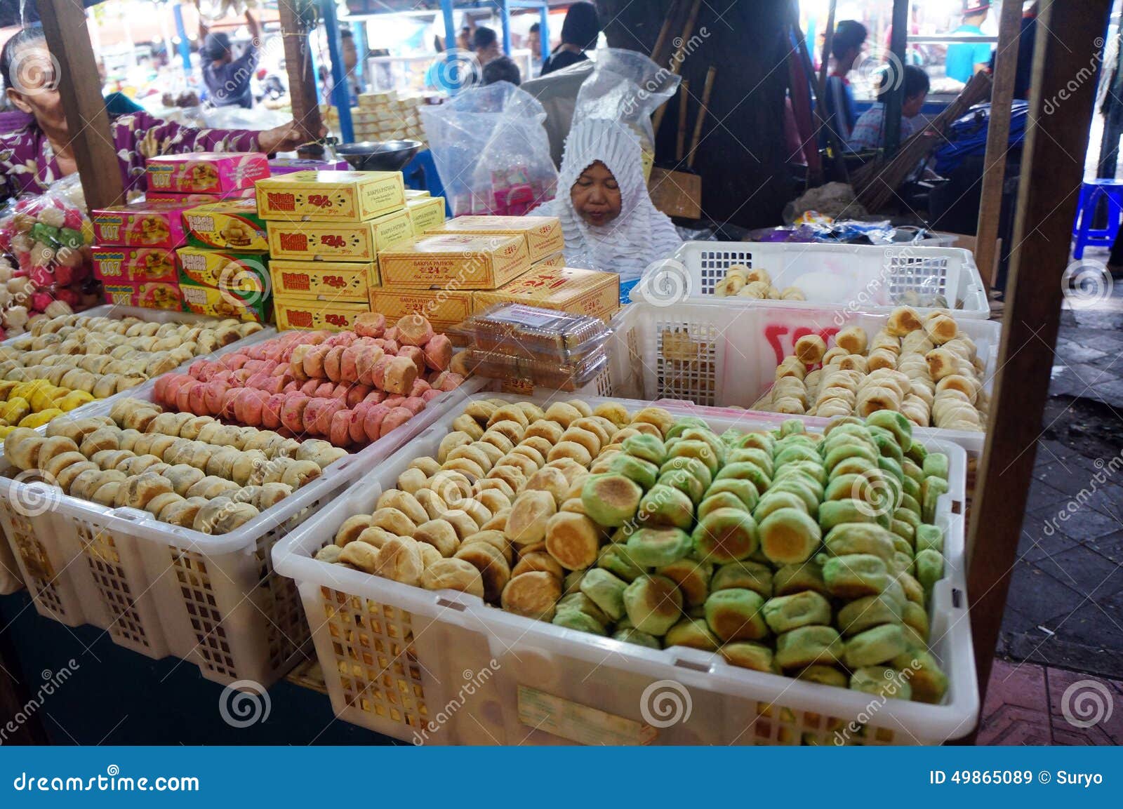 Street food editorial stock image. Image of people, merchants - 49865089