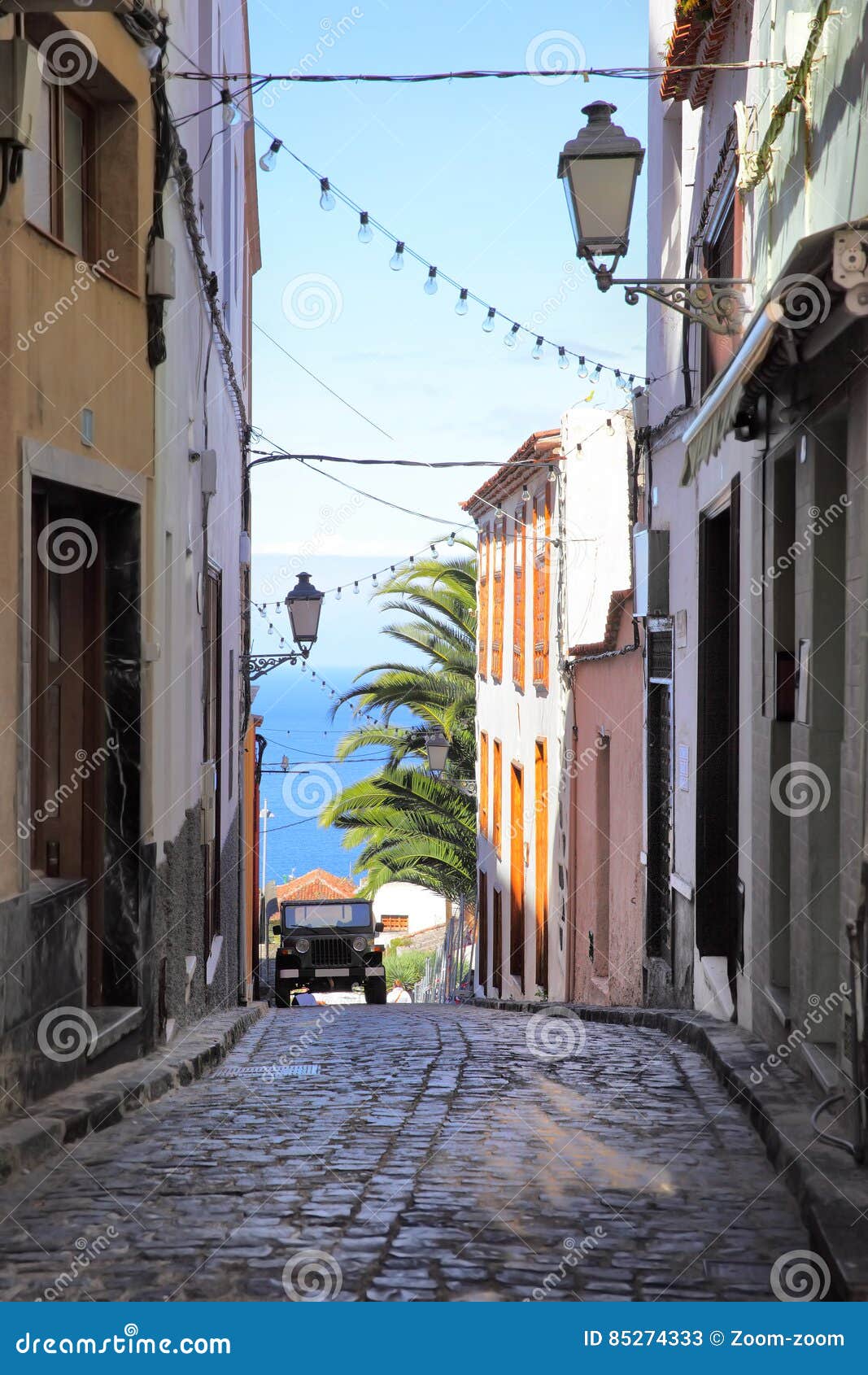 street in icod de los vinos