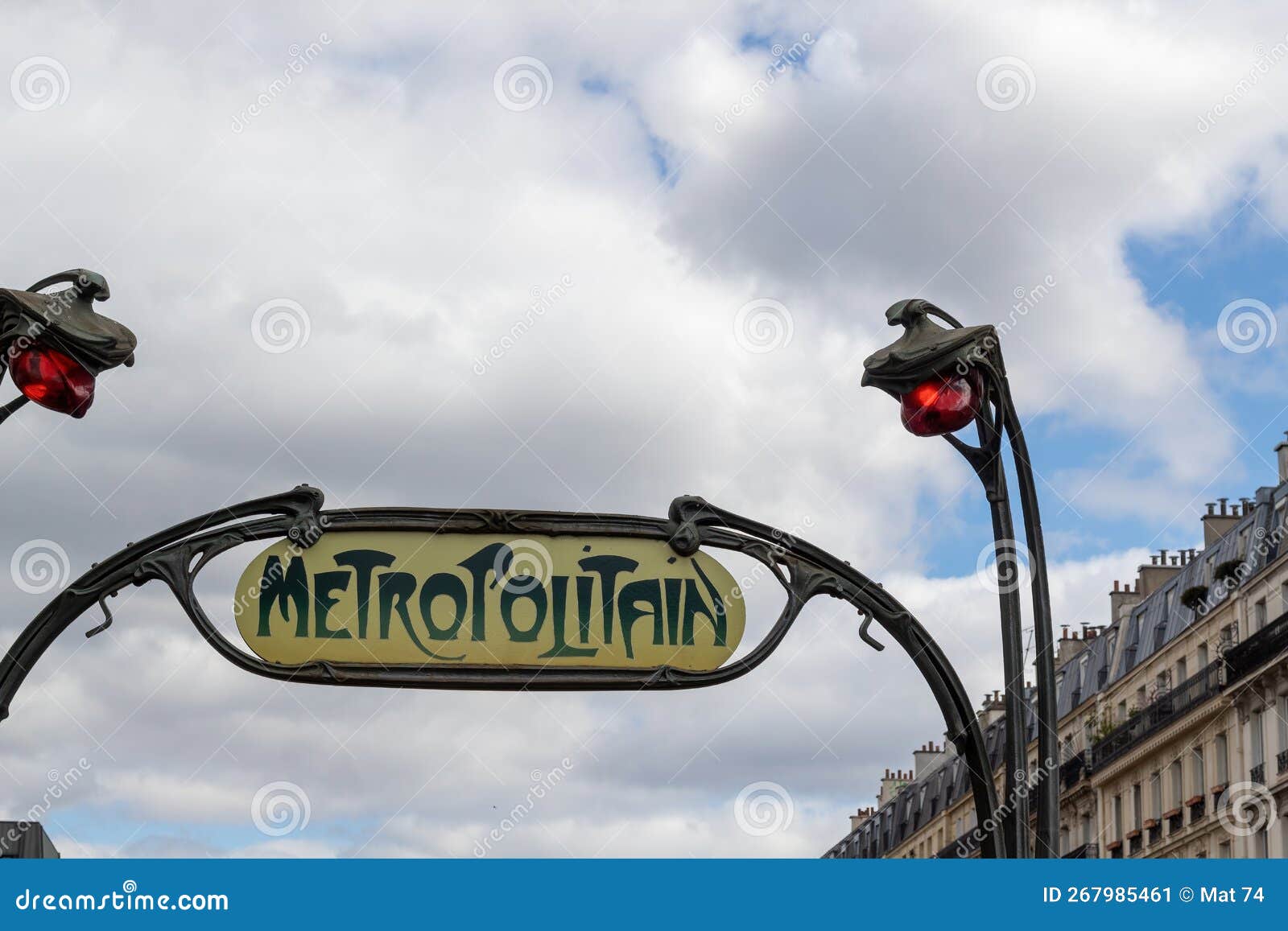 Street lamp in the city editorial photo. Image of france - 267985461
